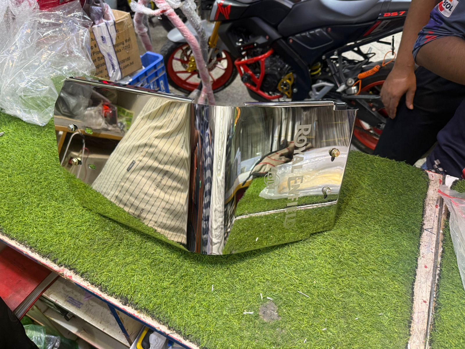 Premium Heavy SS Engin Gourde For Royal Enfield All Model_img_3