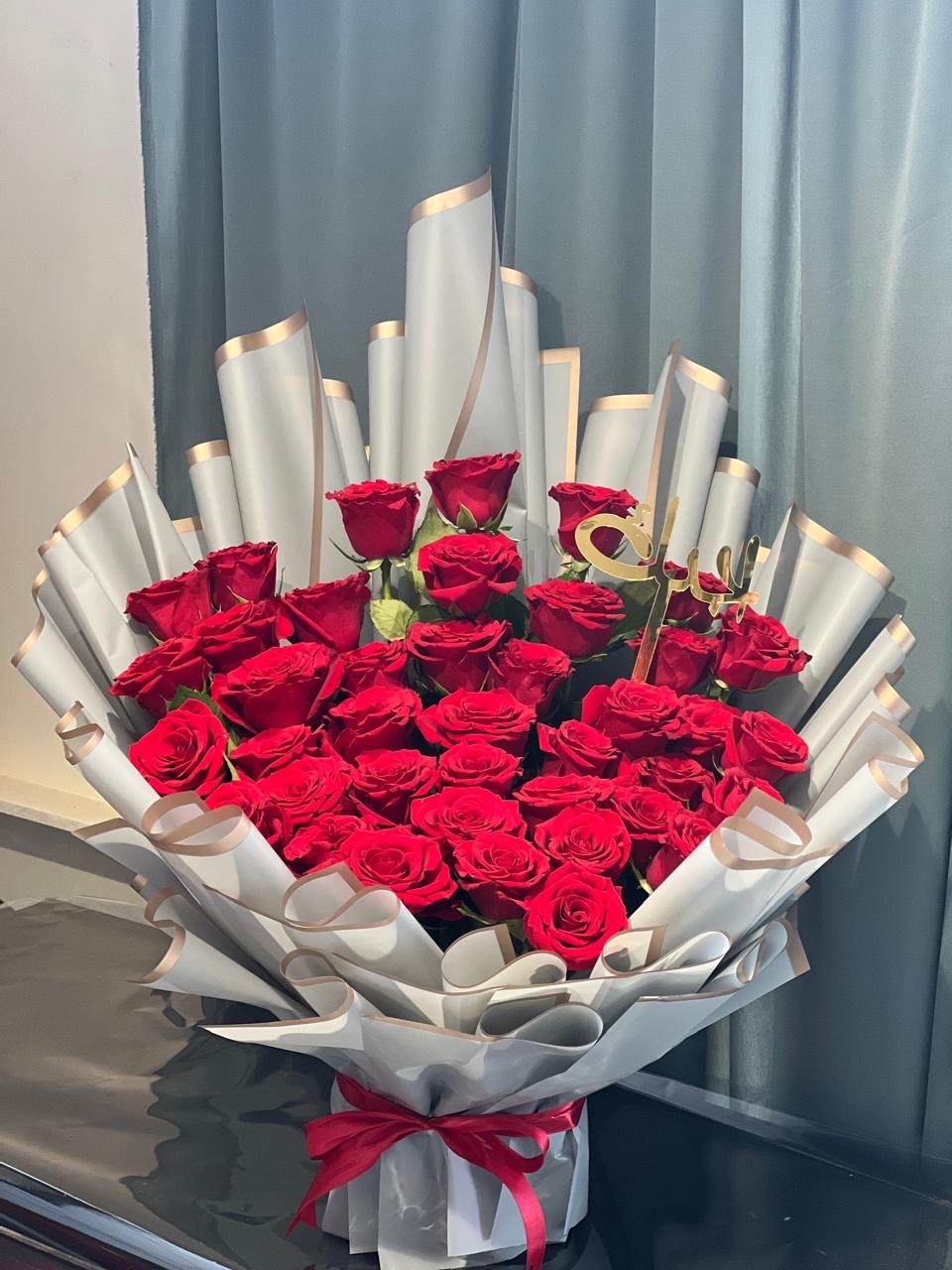 Red and gray stunning bouquet