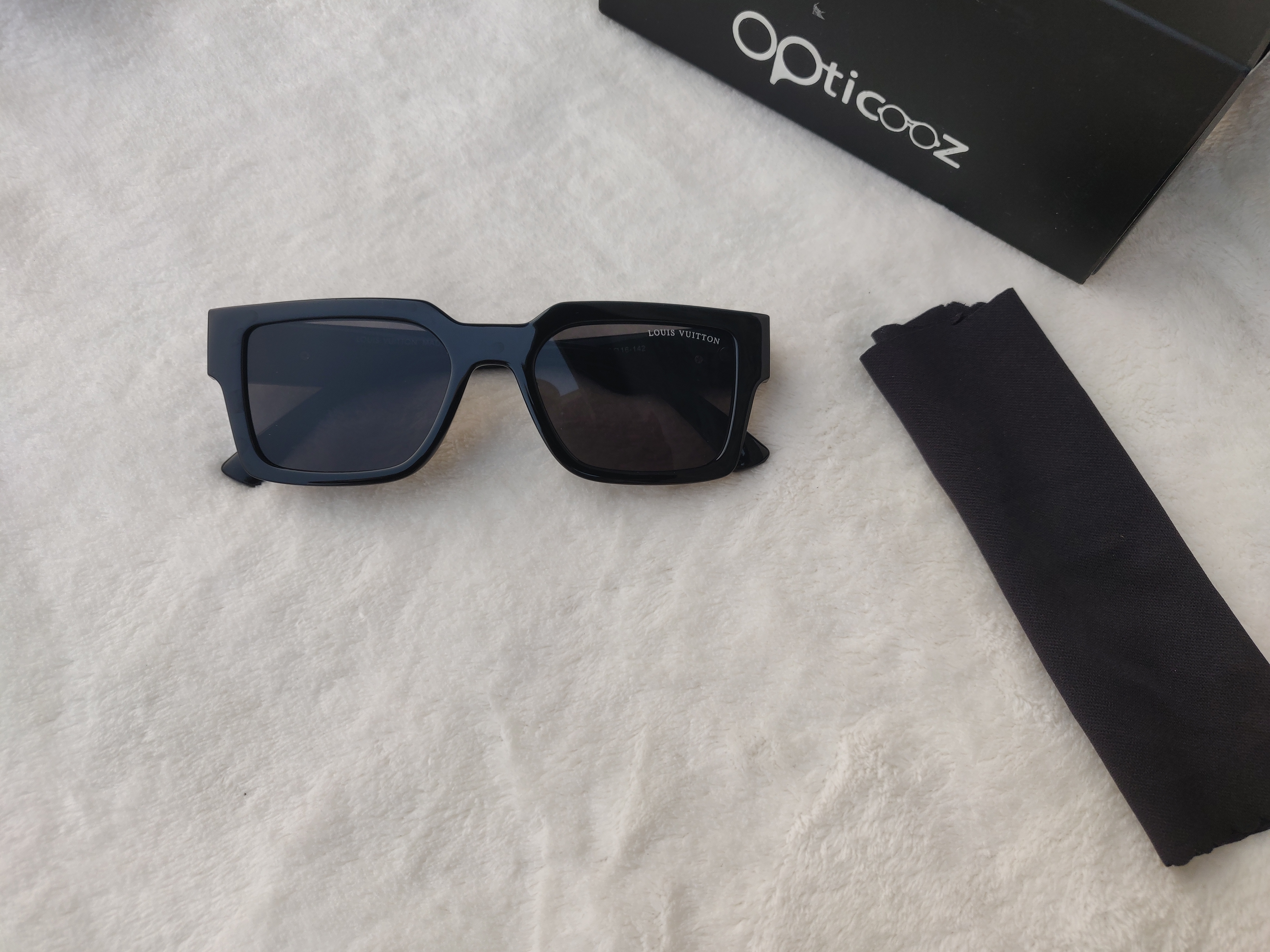 Square Premium Stylish Brand Sunglass_img_1