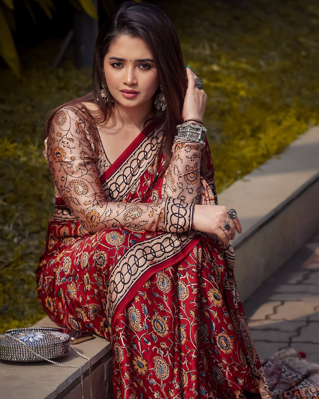 Soft Silk Saree with Blouse Piece_img_1