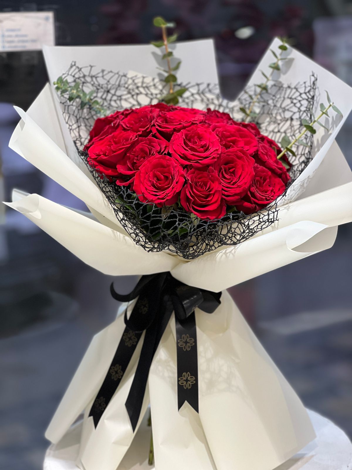 Red Rose  gorgeous hand bouquet_img_1