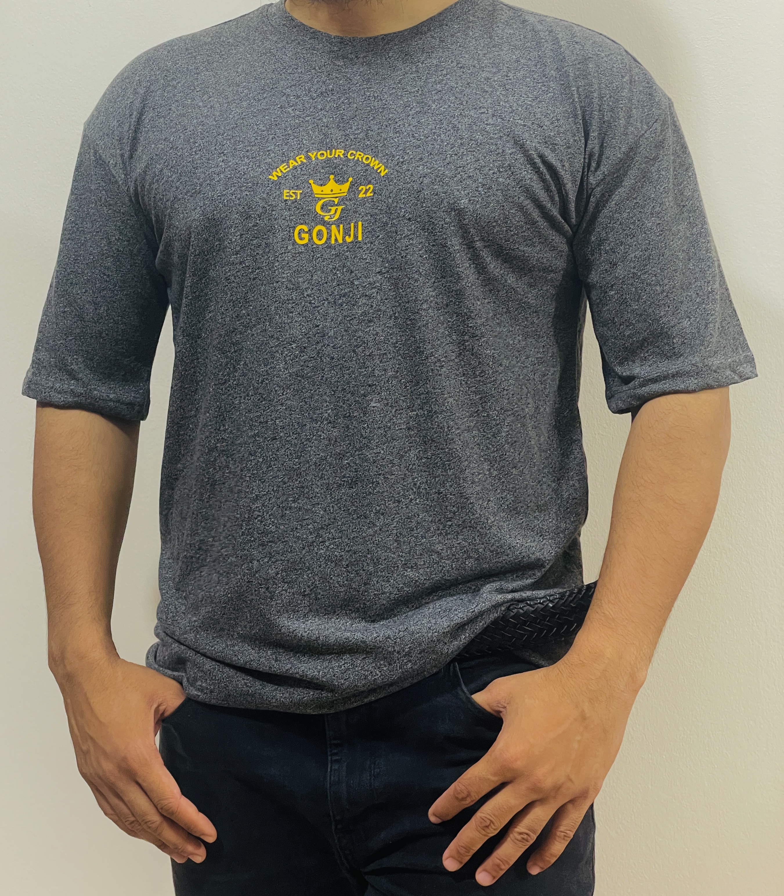 Gonji Dark Grey Yellow Logo Drop Shoulder T-Shirt_img_1