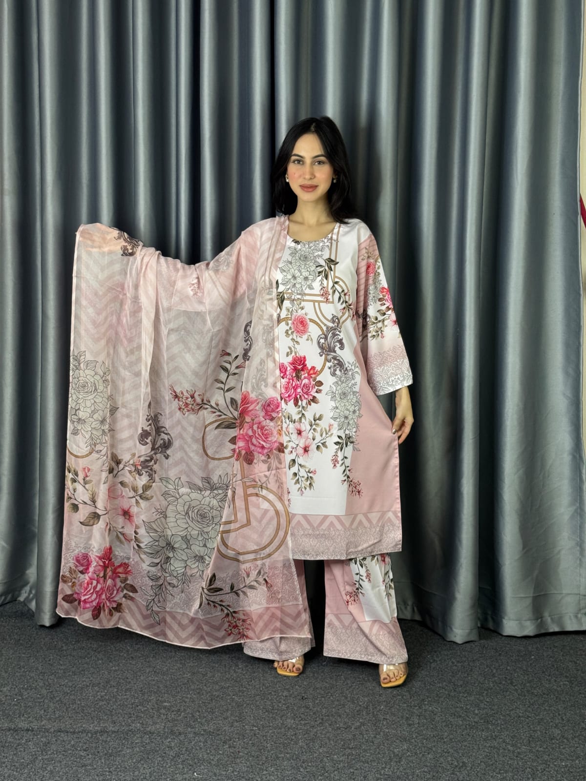 The Rosewater Luxe Set image 4