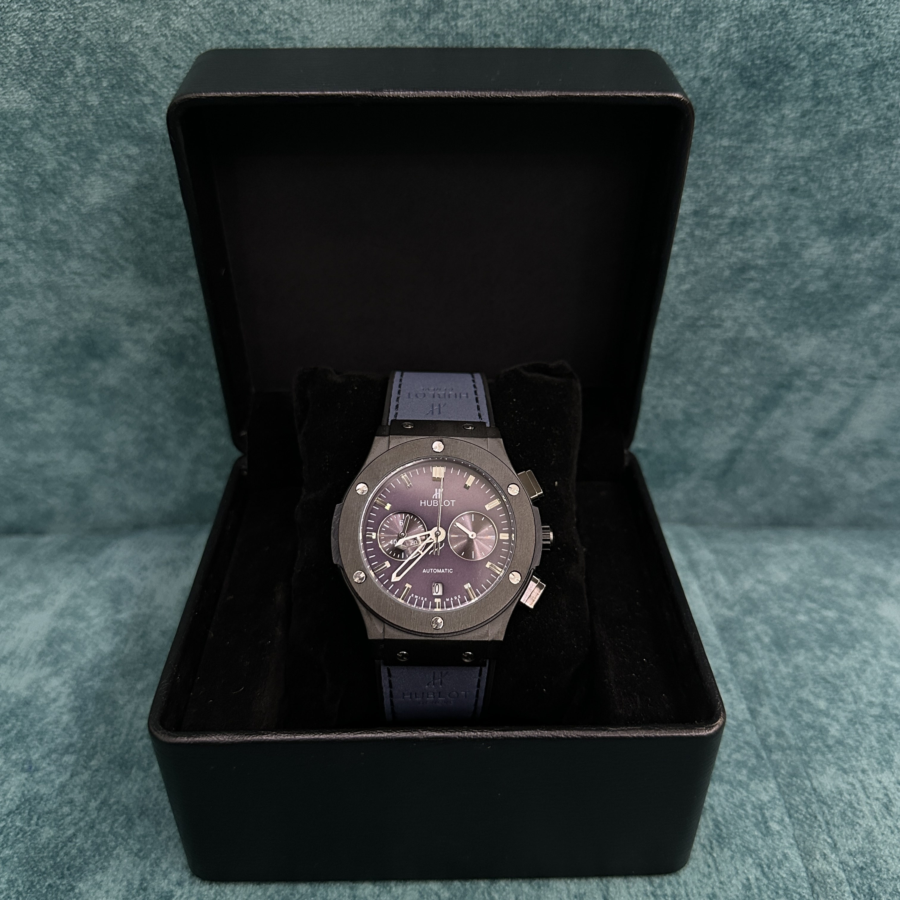 Hublot Classic Fusion Chronograph Ceramic Blue_img_3