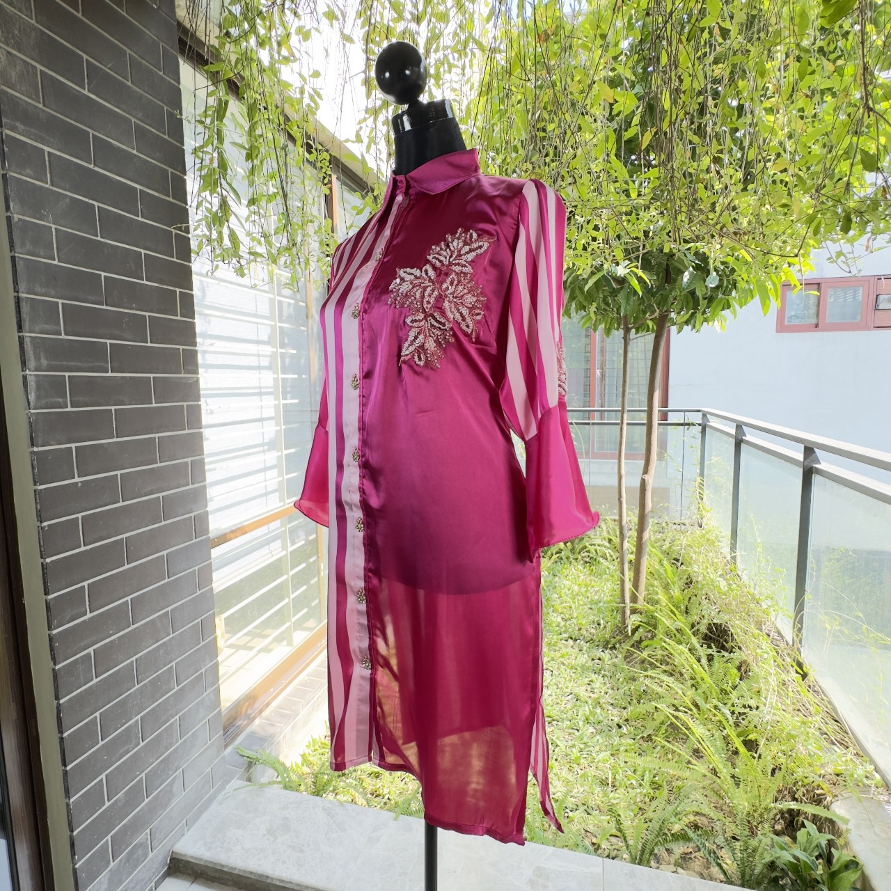 Hot Pink Split-Design Tunic with Floral Embroidery - Image 3