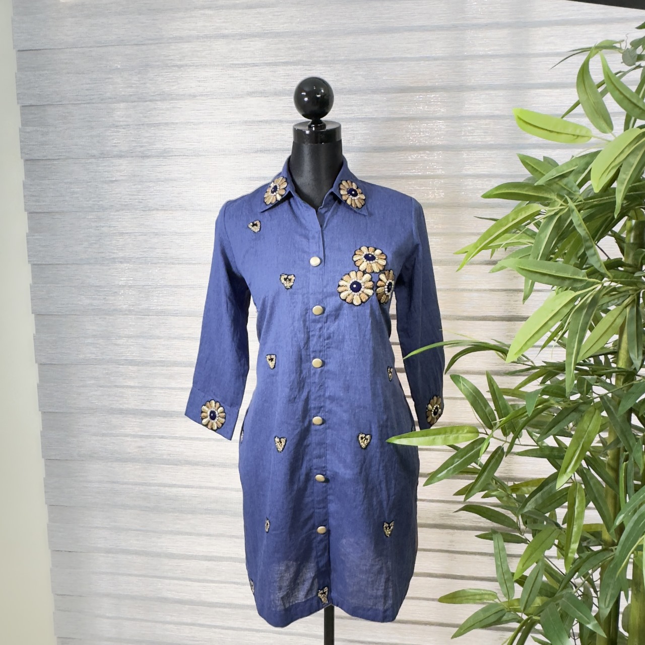 Women's Indigo Floral Embroidered Cotton Kurti - Image 1