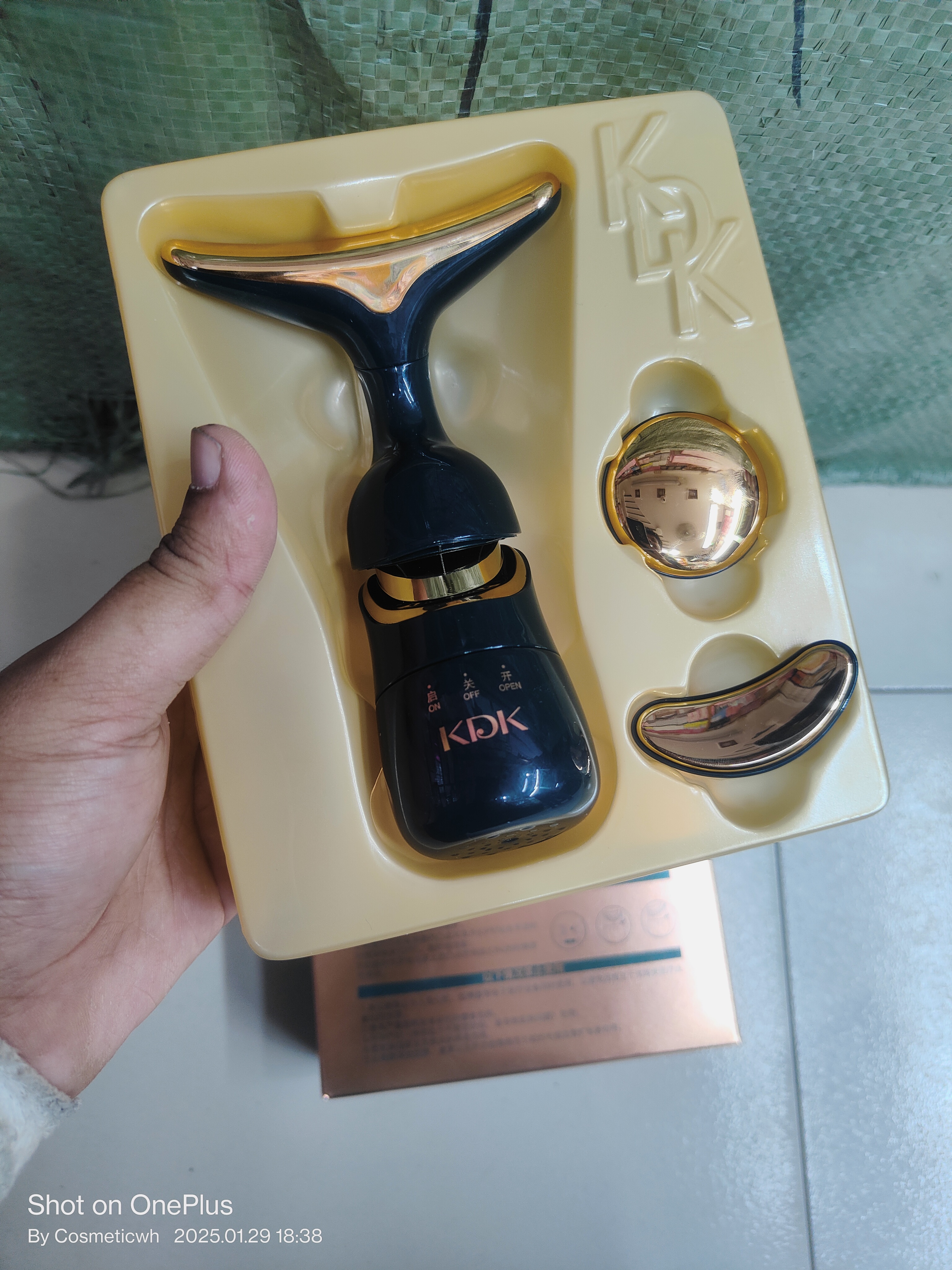 3 In 1 Face Massager Neck Facial Eye Massage Introducer Rejuvenation Beauty Aging Anti Microcurrent Skin Care Device._img_9