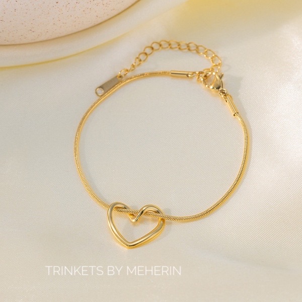 Hollow Love Bracelet_img_1