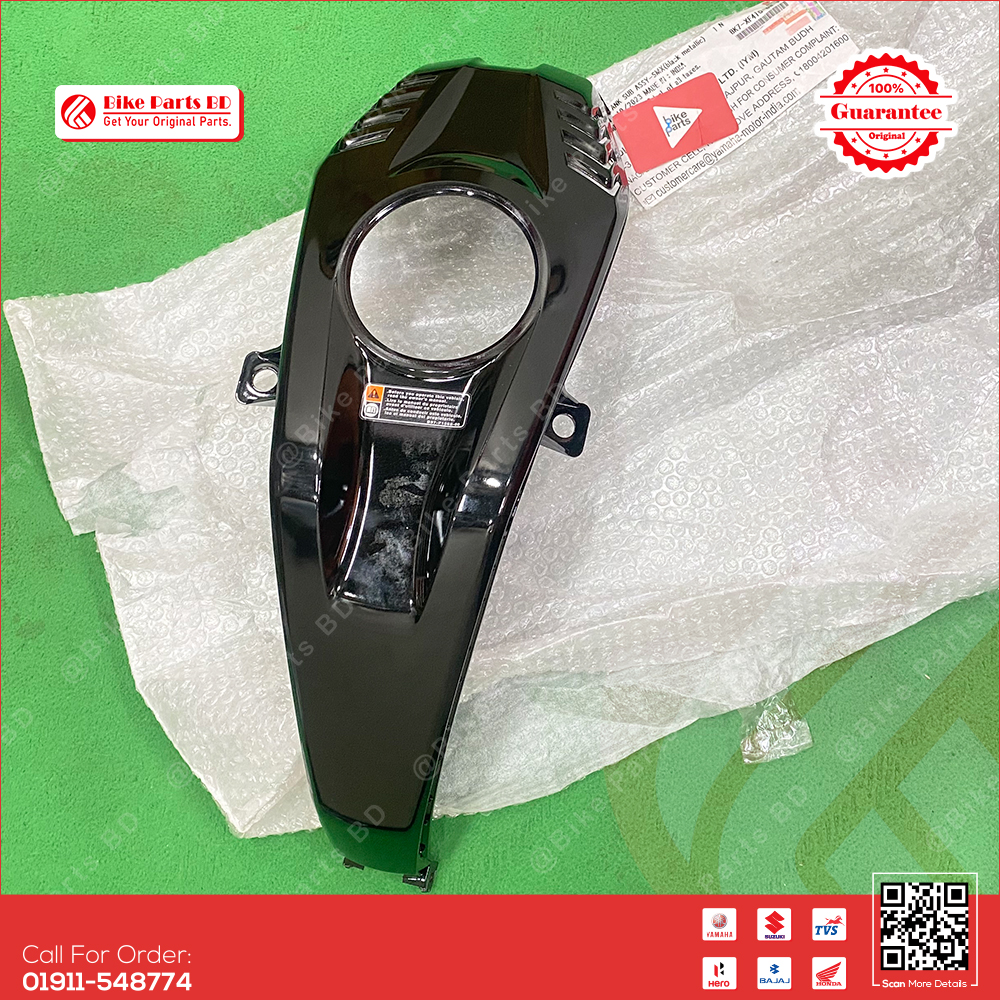 Cover Top (Glossy black) for Yamaha R15 V3 (Dark Night) bike.