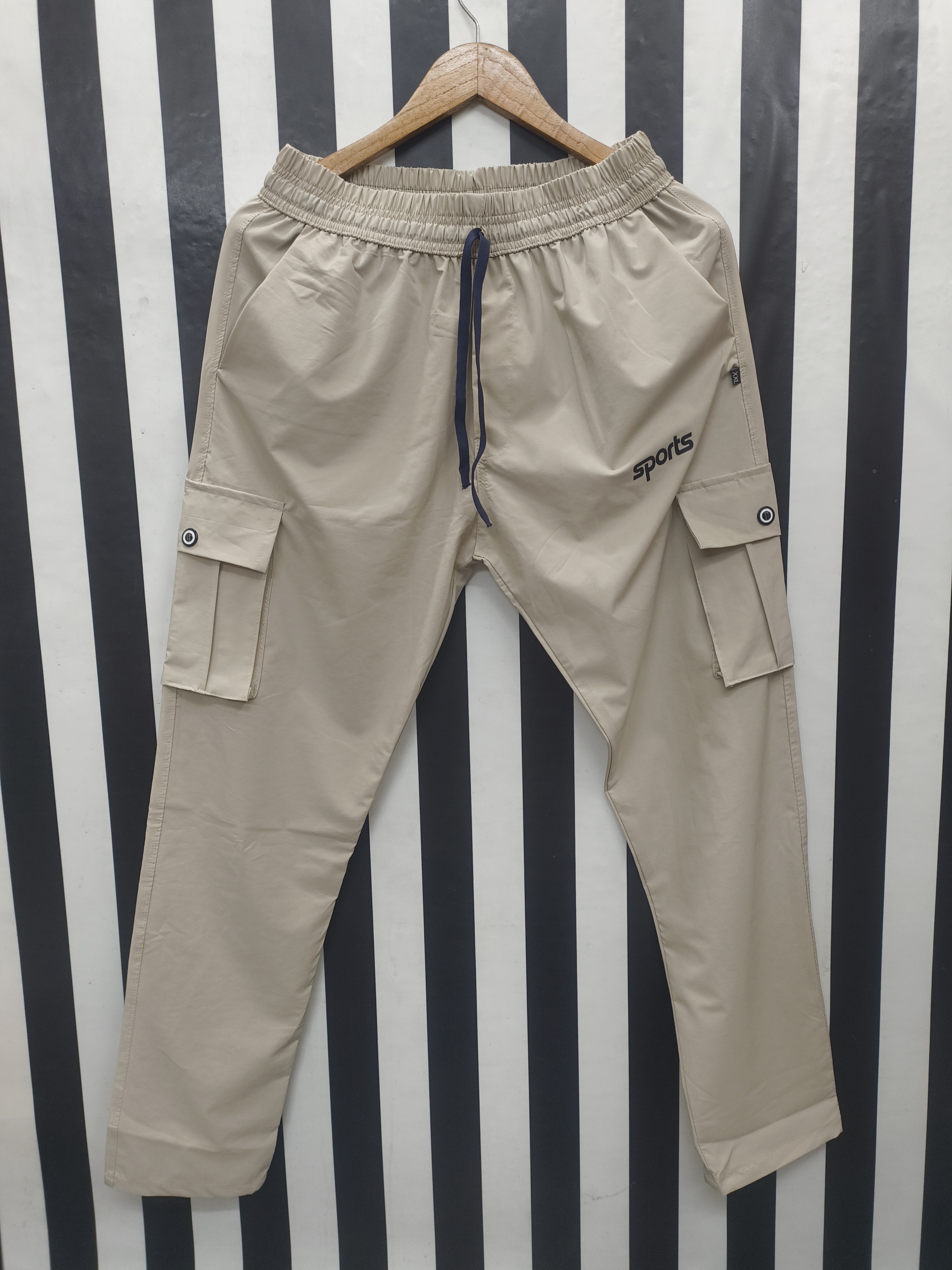 Premium off white jogger unisex 909_img_0