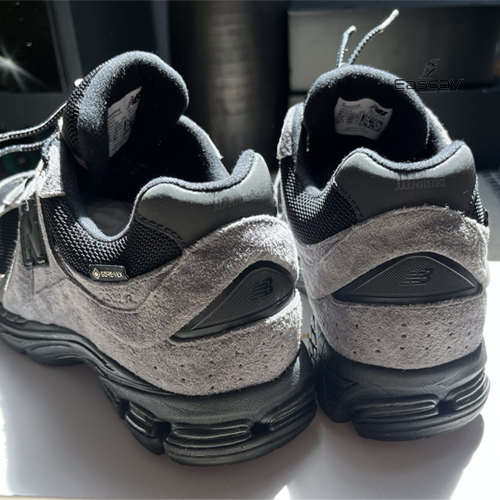 JJJound x New Balance 2002r GORE-TEX "Charcoal / Black"_img_3