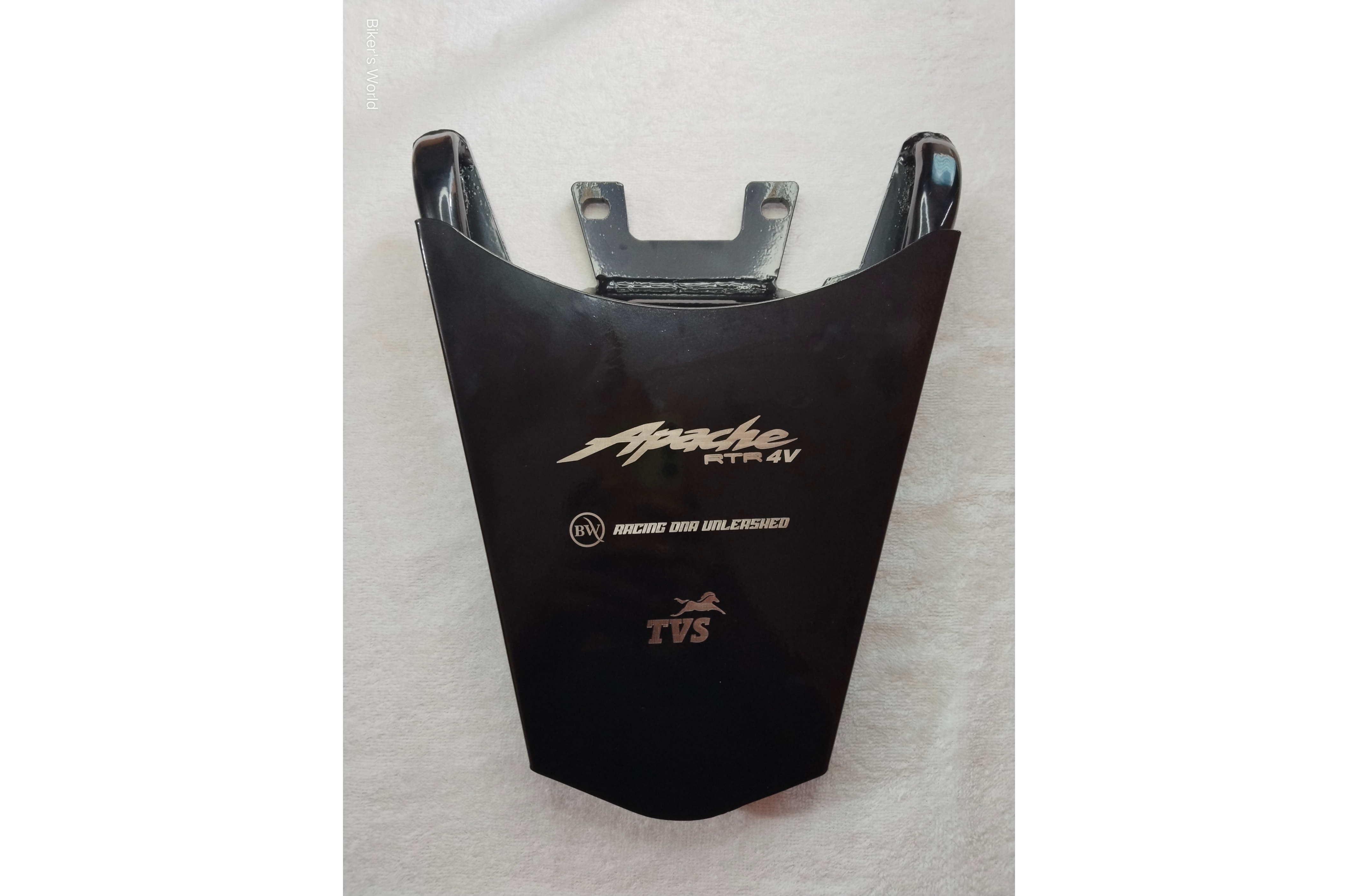 Premium Back Carrier Apache RTR 4v_img_1