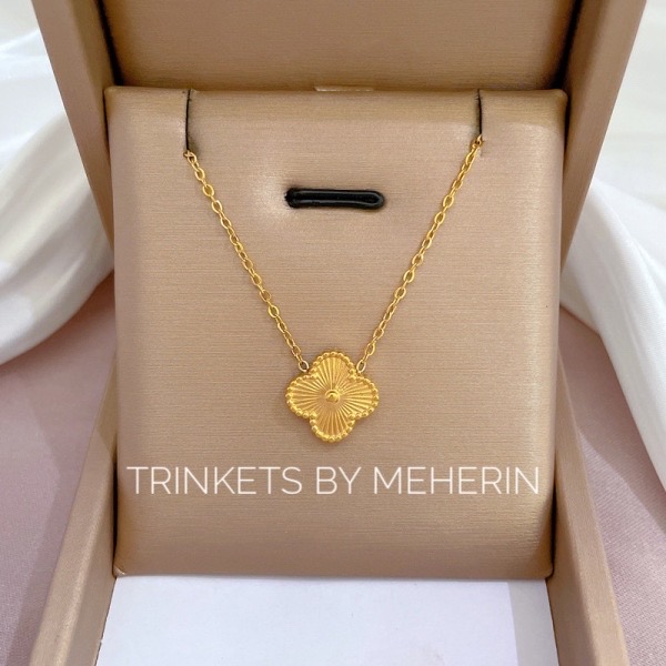 Gold clover pendant High quality_img_2