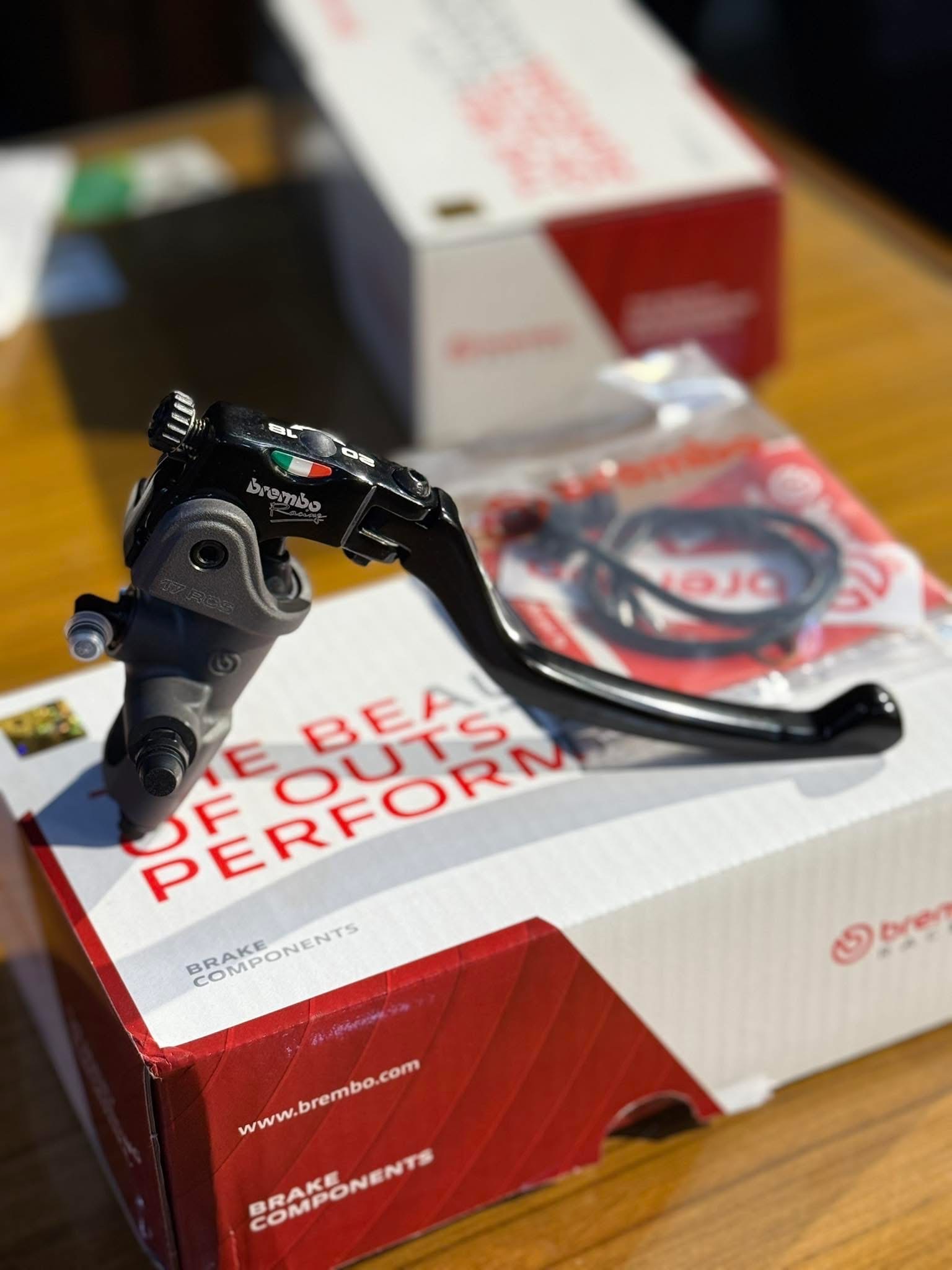 BREMBO 17 RCS MASTERCYLINDER_img_1