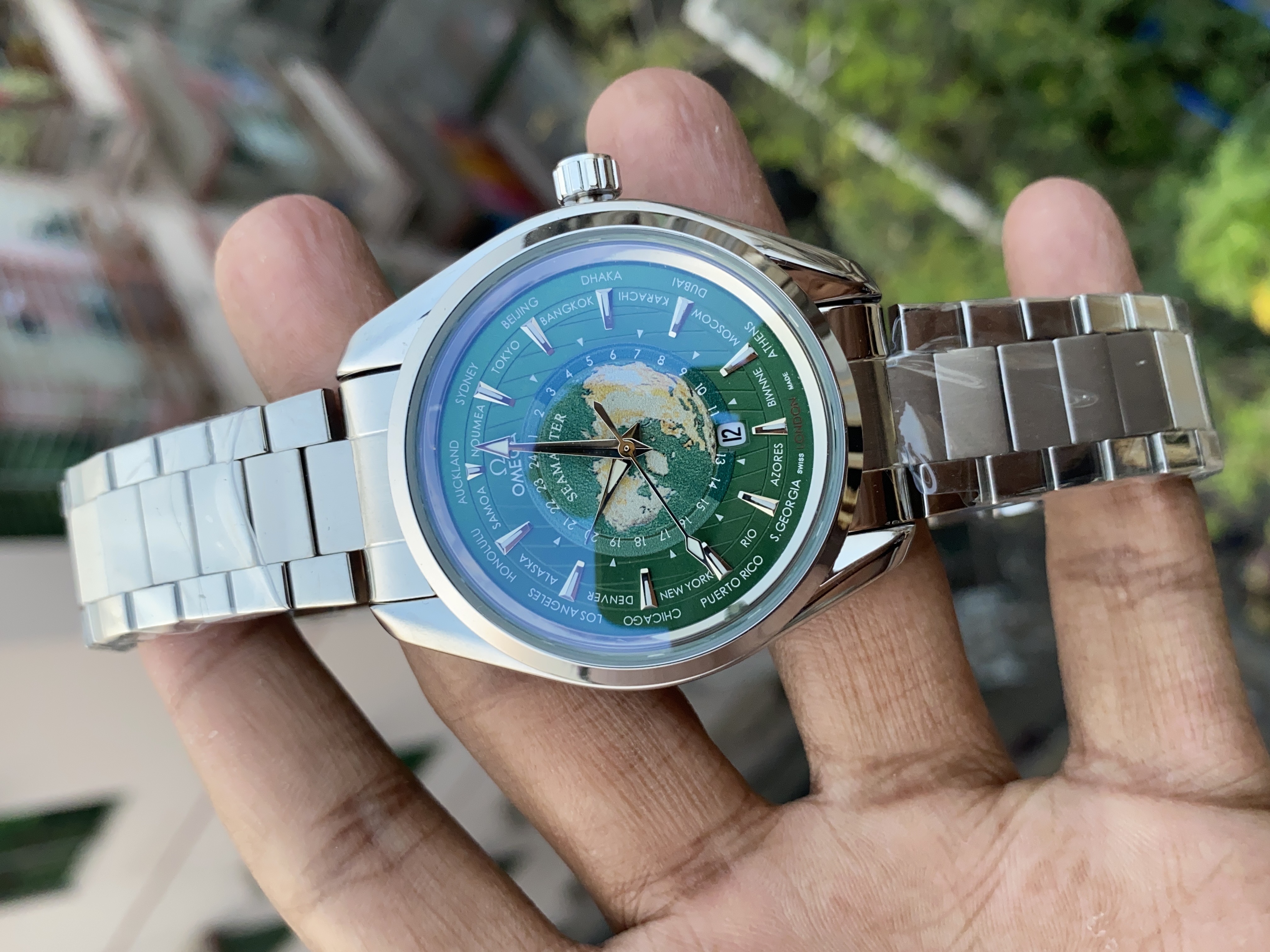 Omega aqua terra worldtimer (Green dial)