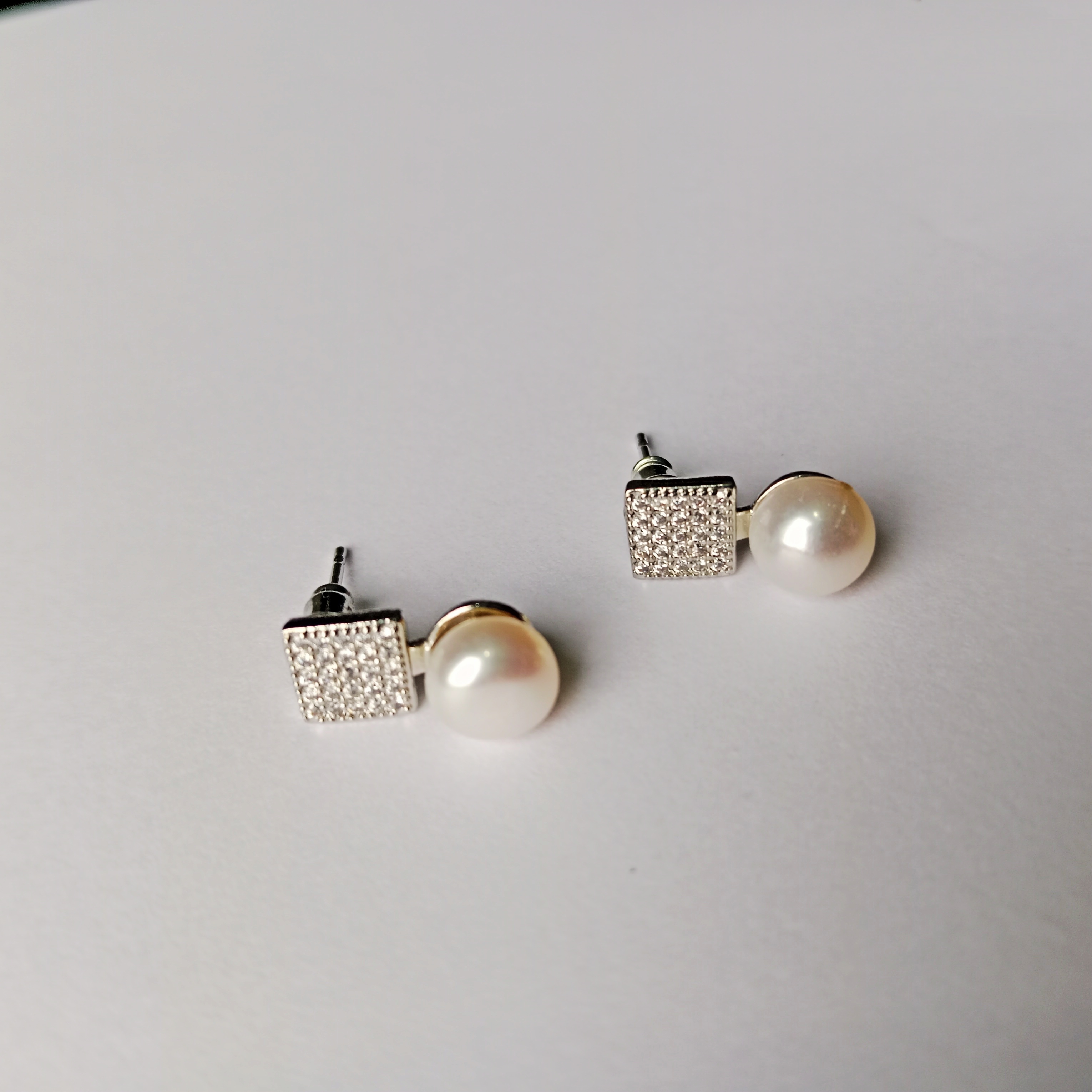 Exclusive Pearl Ear Ring_img_0