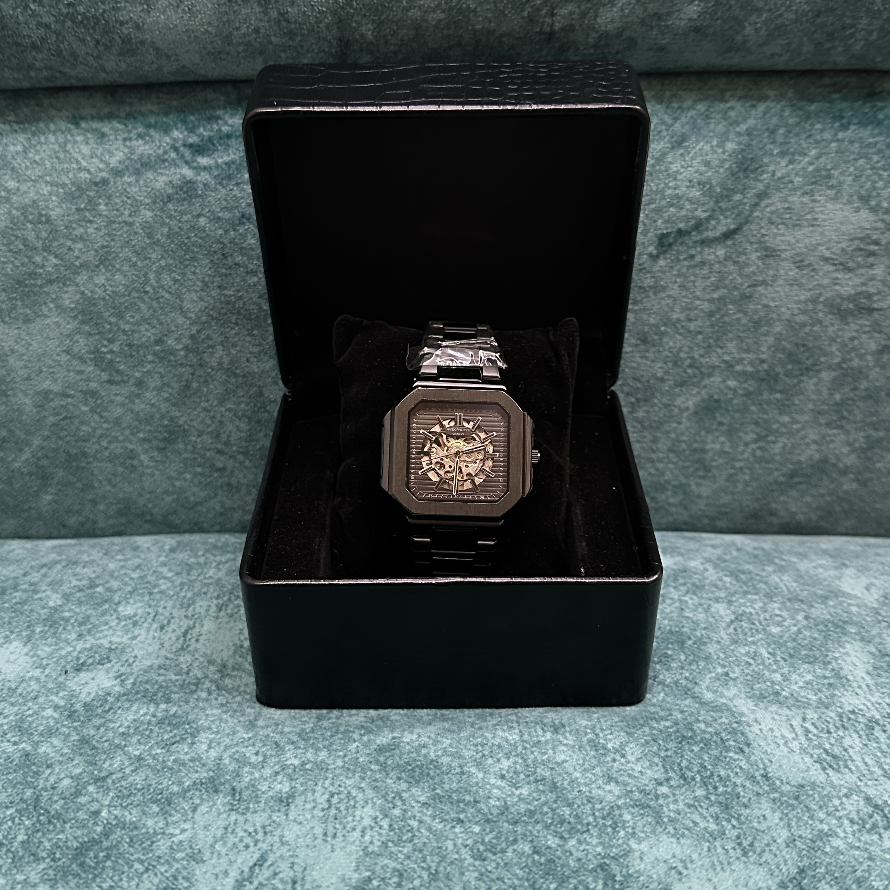 Patek Philippe Cubitus Black Skeleton Exposed_img_3