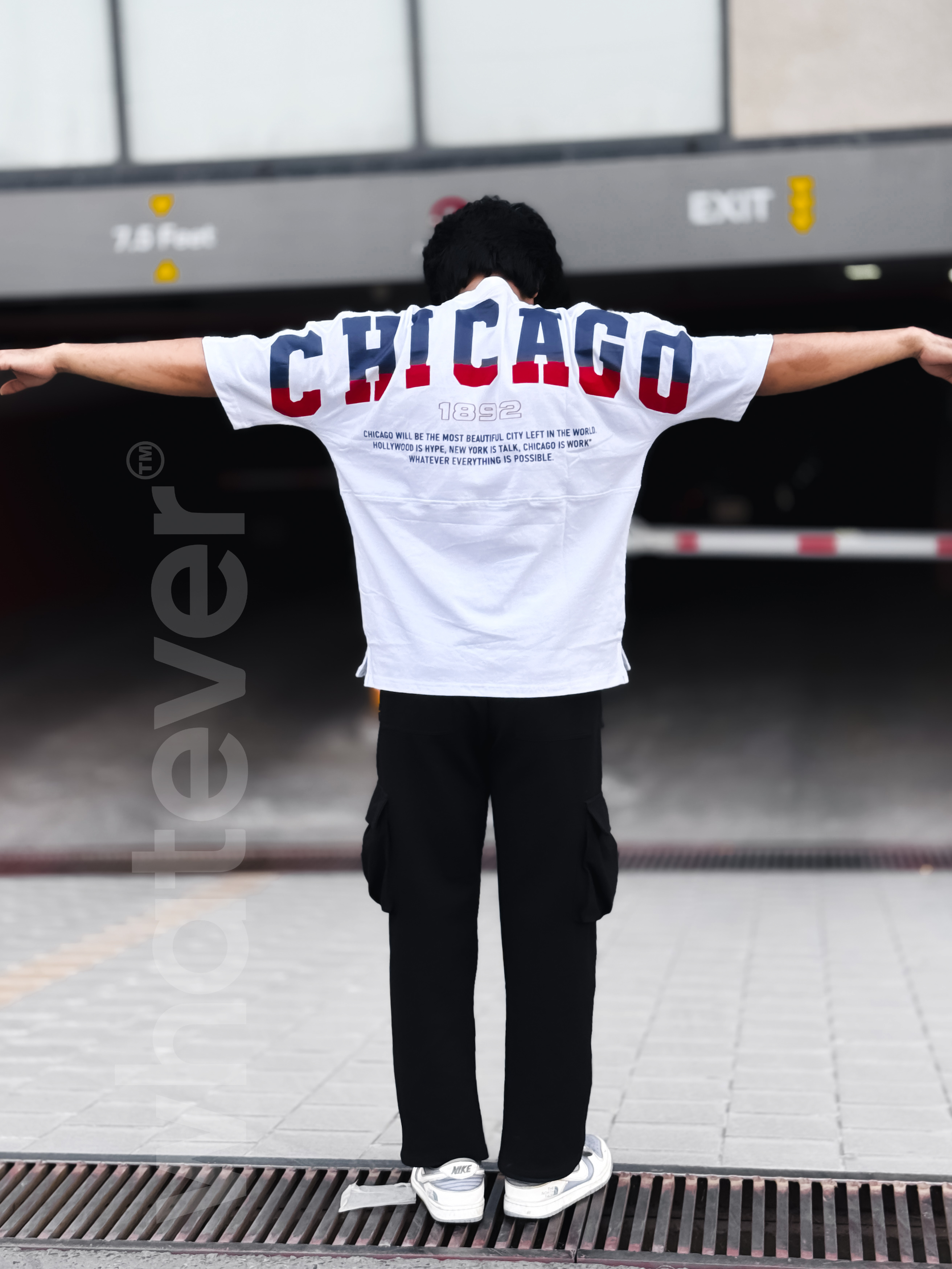 CHICAGO WHITE_img_1