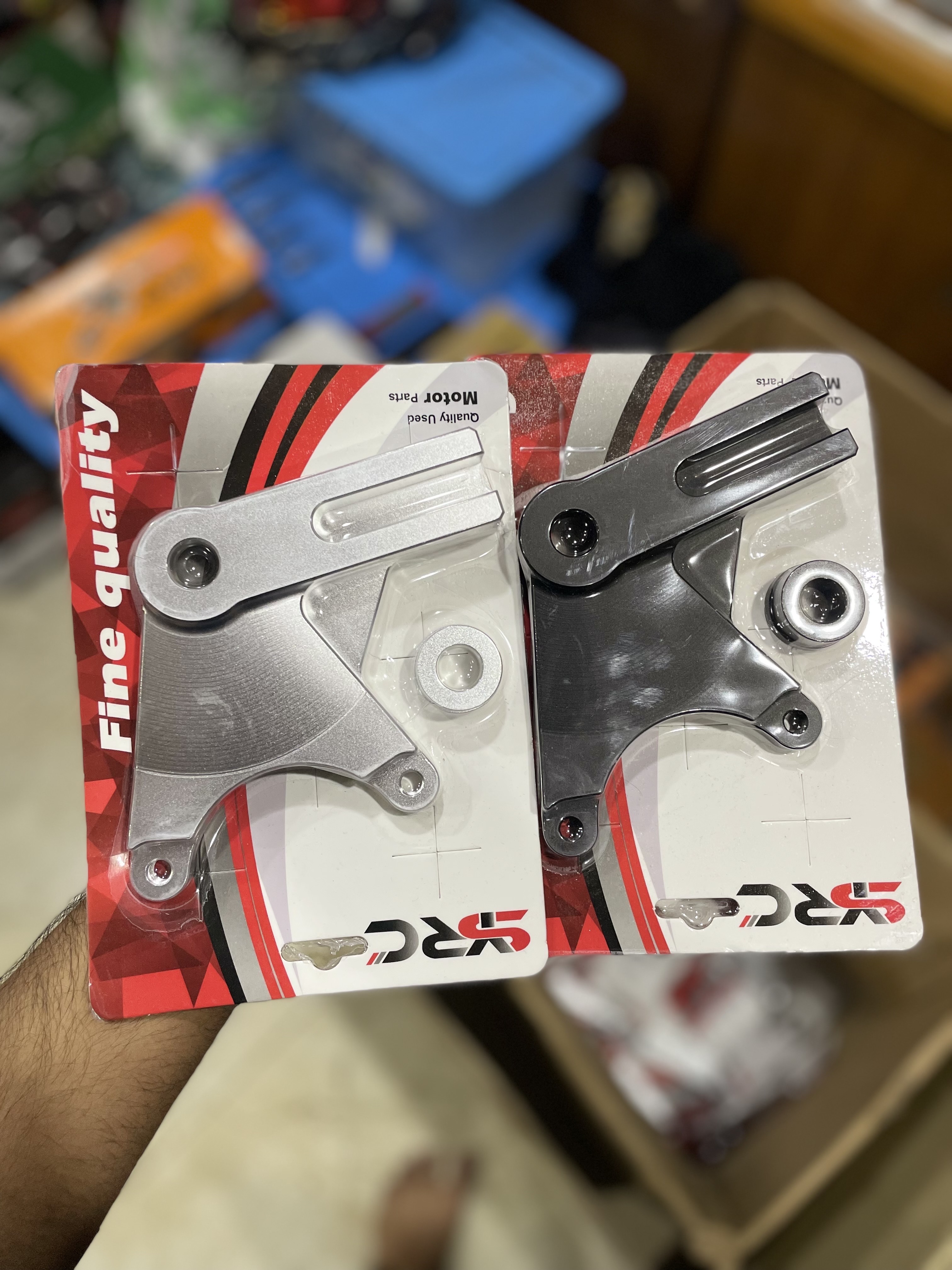 SYRC UNDERCALIPER BRAKET (R15)