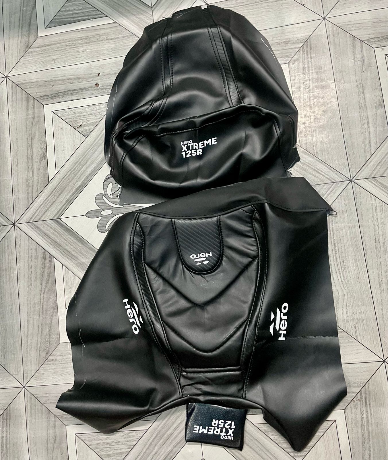 Premium Full Black Seat Cover For Hero Xtream 125R_img_2