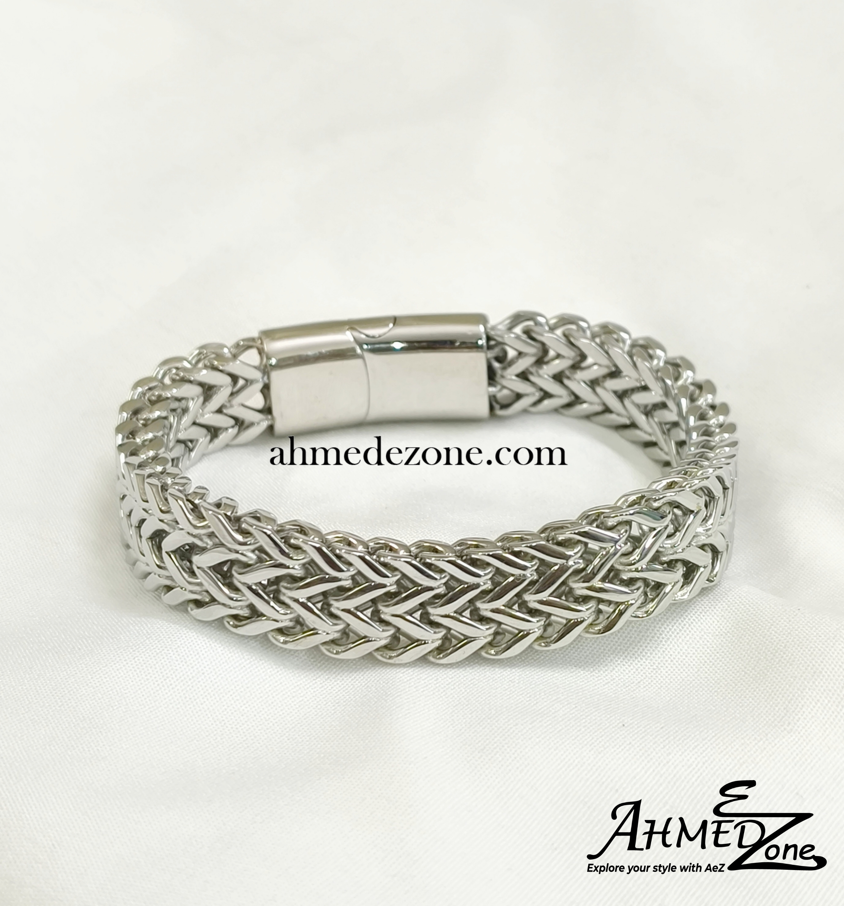 Double Row Titanium Steel Magnetic Buckle Bracelet (Silver Edition)