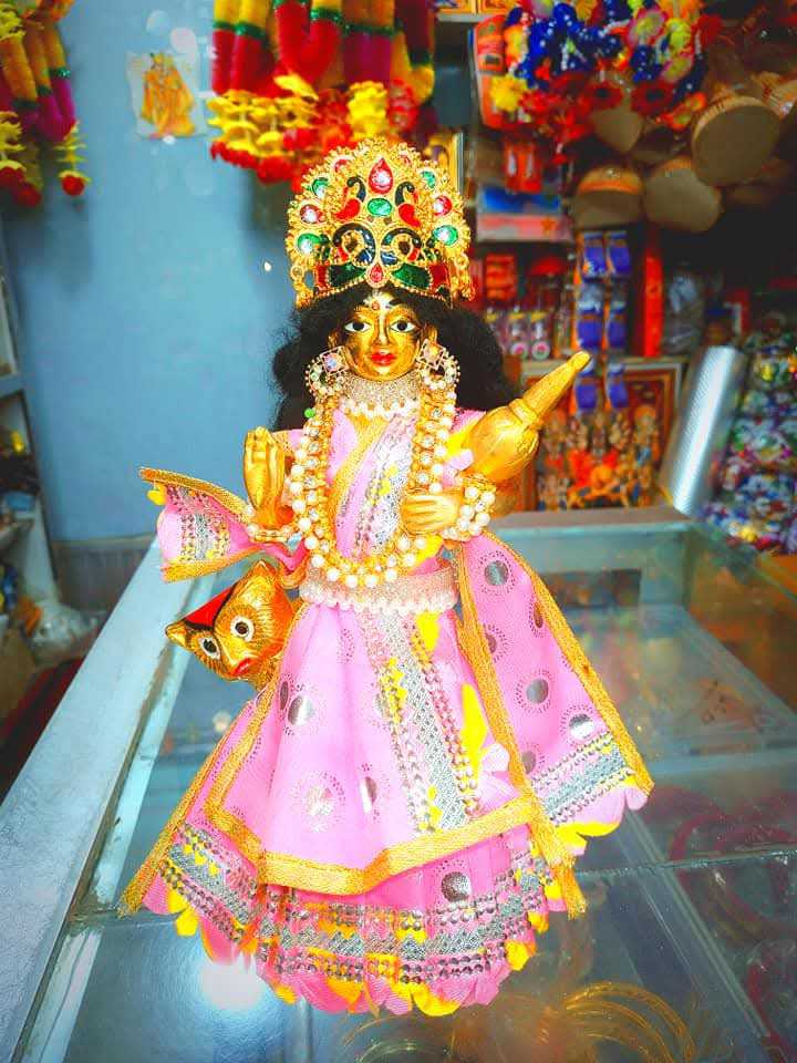 পিতলের লক্ষ্মী ৮ ইঞ্চি সম্পূর্ণ সেট - Image 1