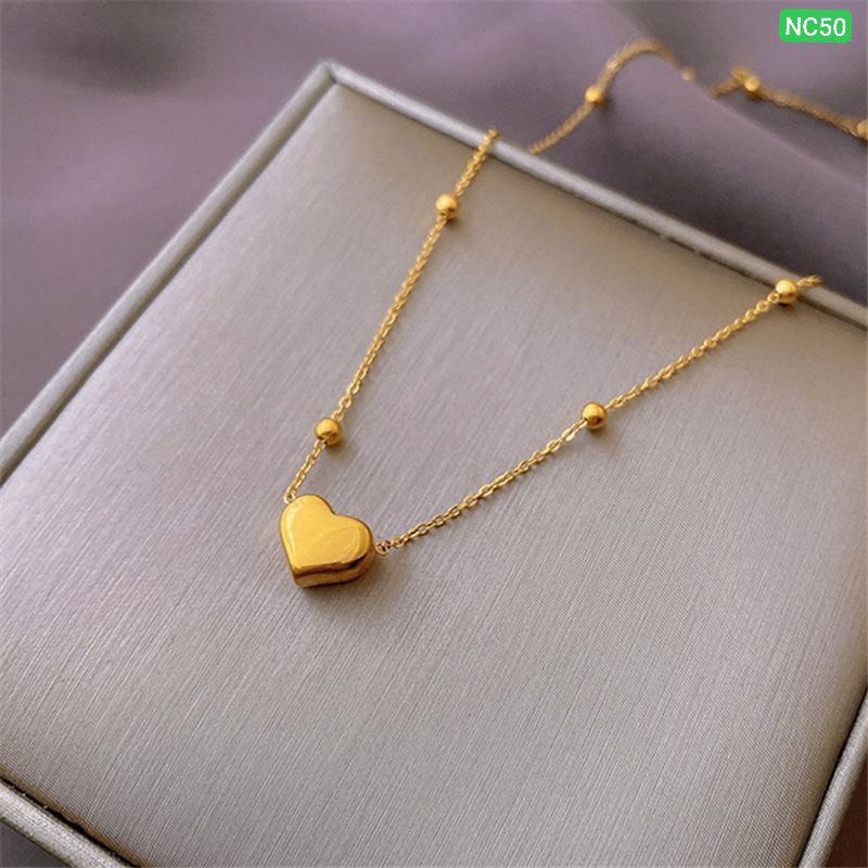 One love multi ball Neckpiece Materials: Stainless steel 100% Color guarantee NC50