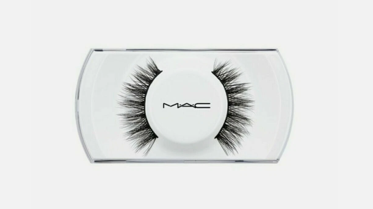 M·A·C LASH - Image 1