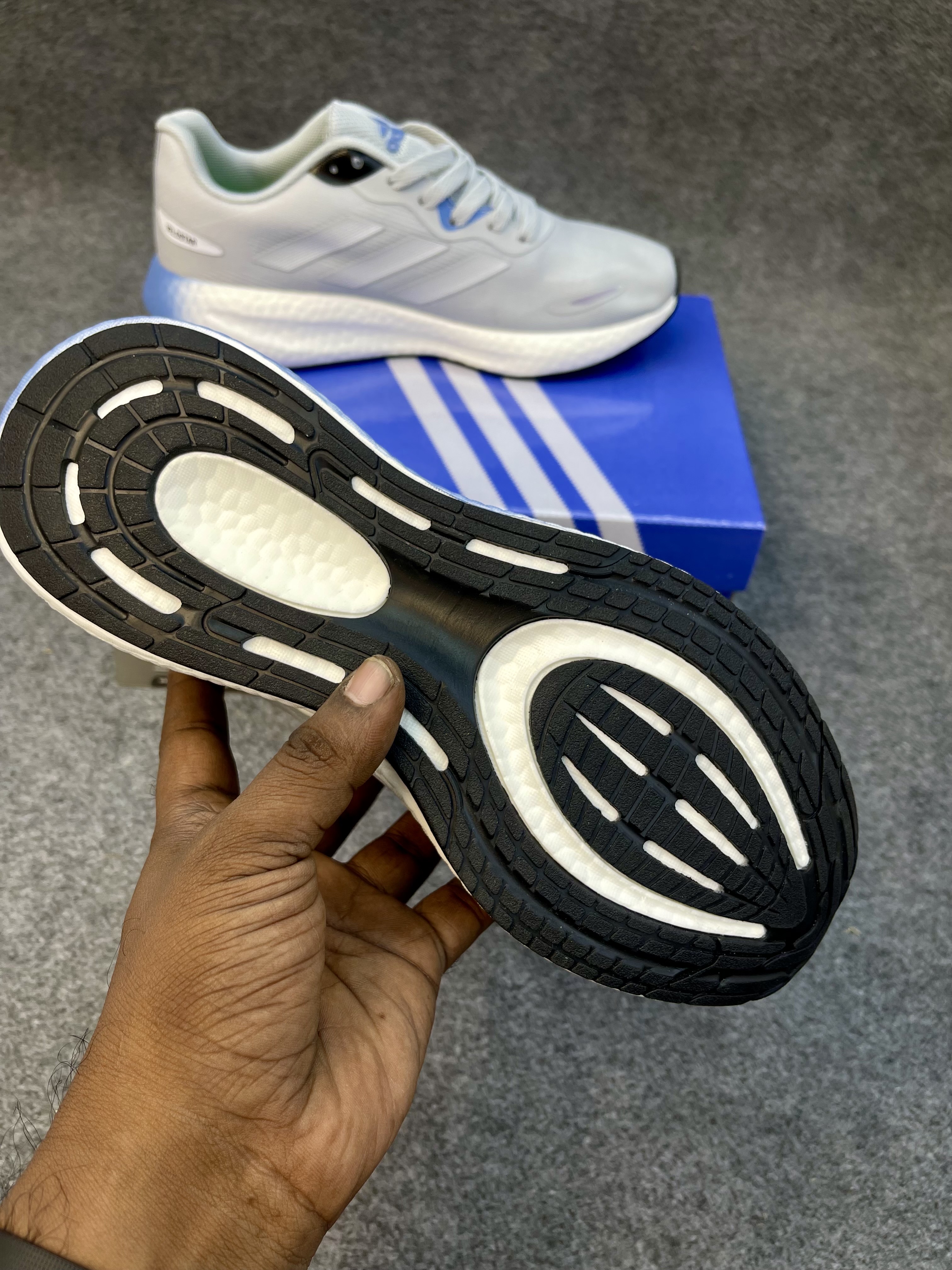 Men’s imported premium sneakers (40-45)_img_4