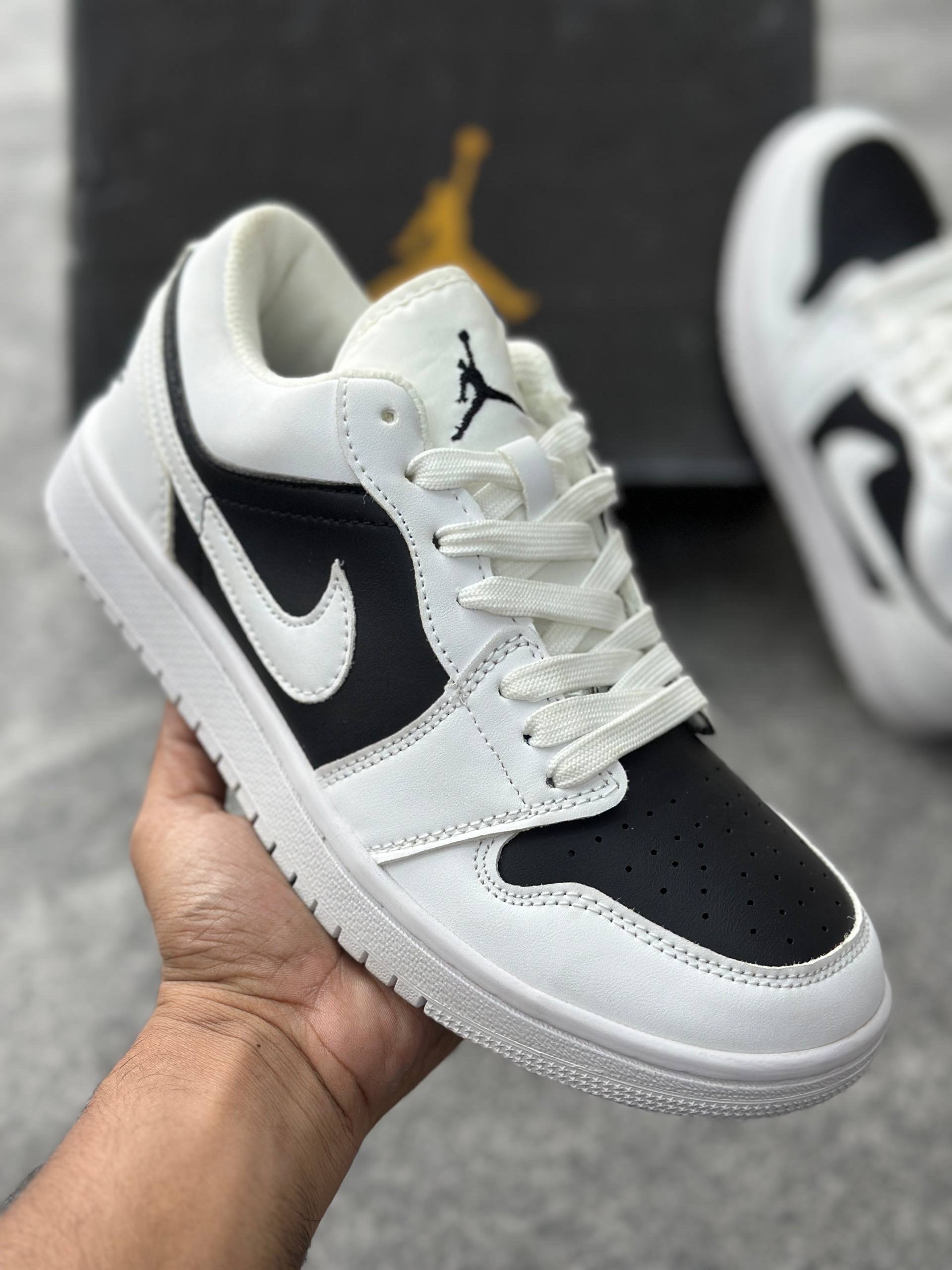 Air Jordan 1 Low Panda: Black&White (1:1) thumbnail 2