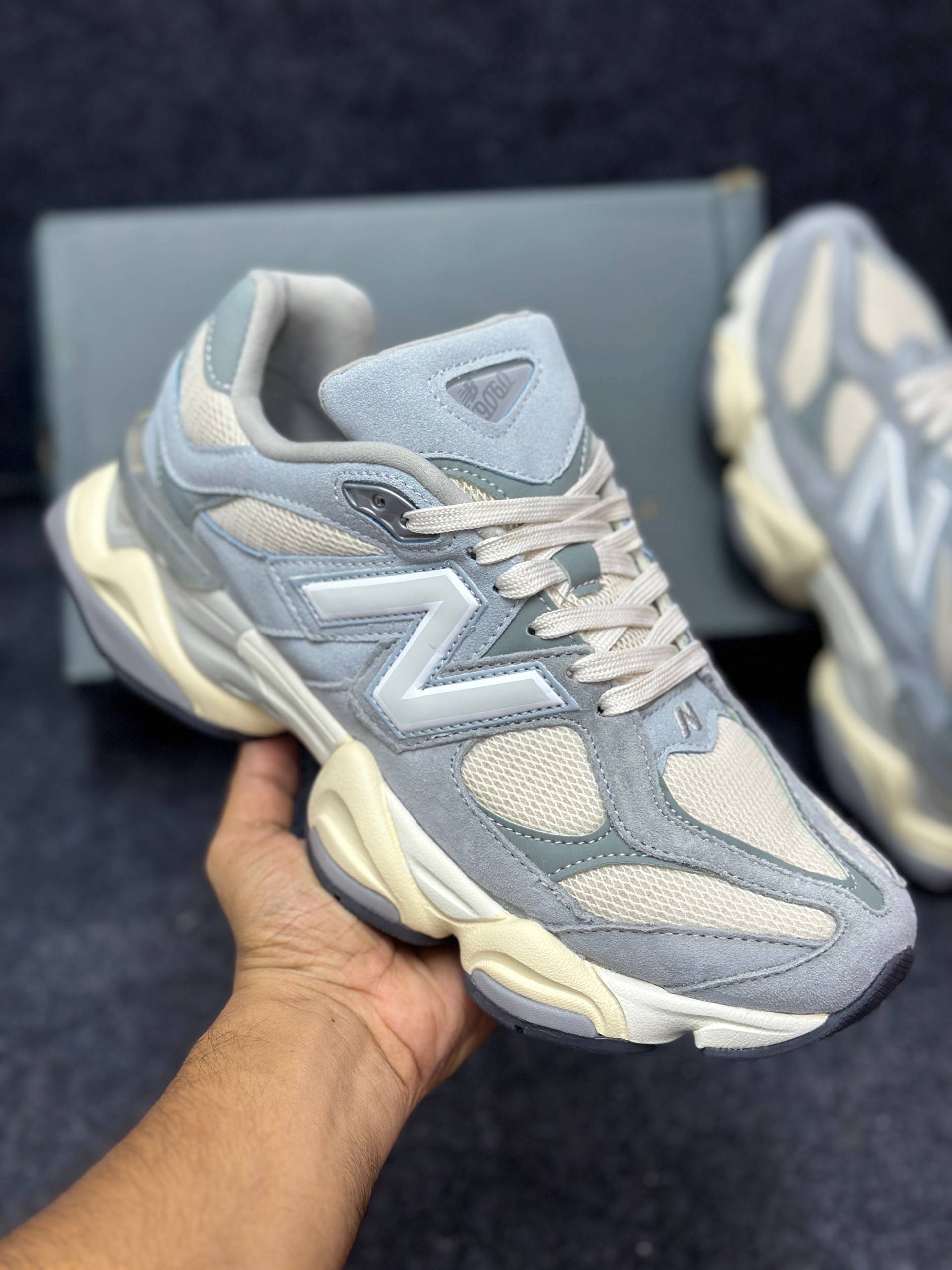 New Balance 9060: Pearl Grey thumbnail 2