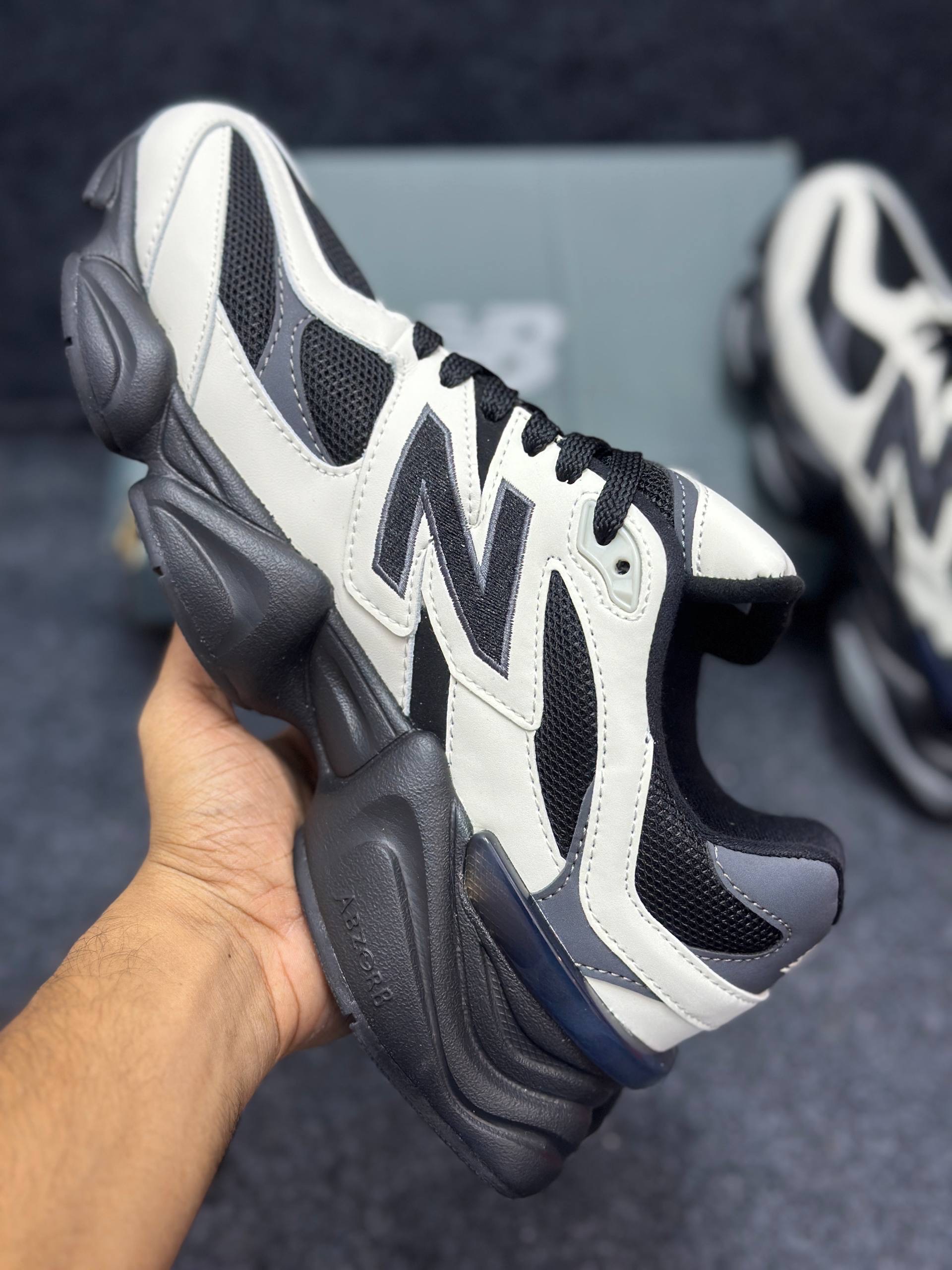 New Balance 9060: Off White&Black/Dark Royal Brown thumbnail 3