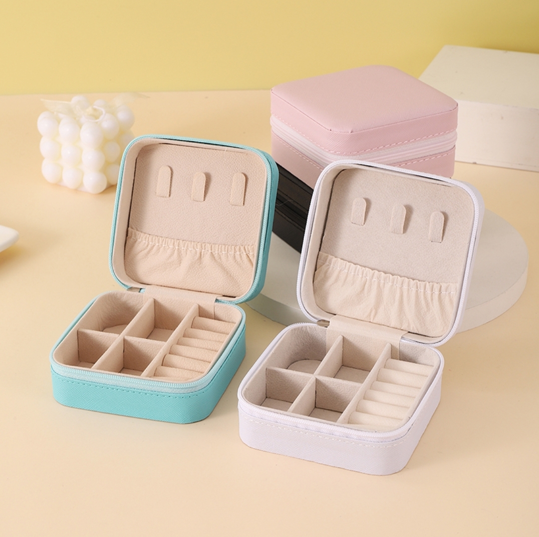 1pcs Portable Jewelry Storage Box Travel Storage Organizer Jewelry Case Earrings Necklace Ring Jewelry Organizer