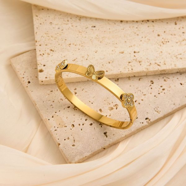 Butterfly and cl'over bracelet_img_0