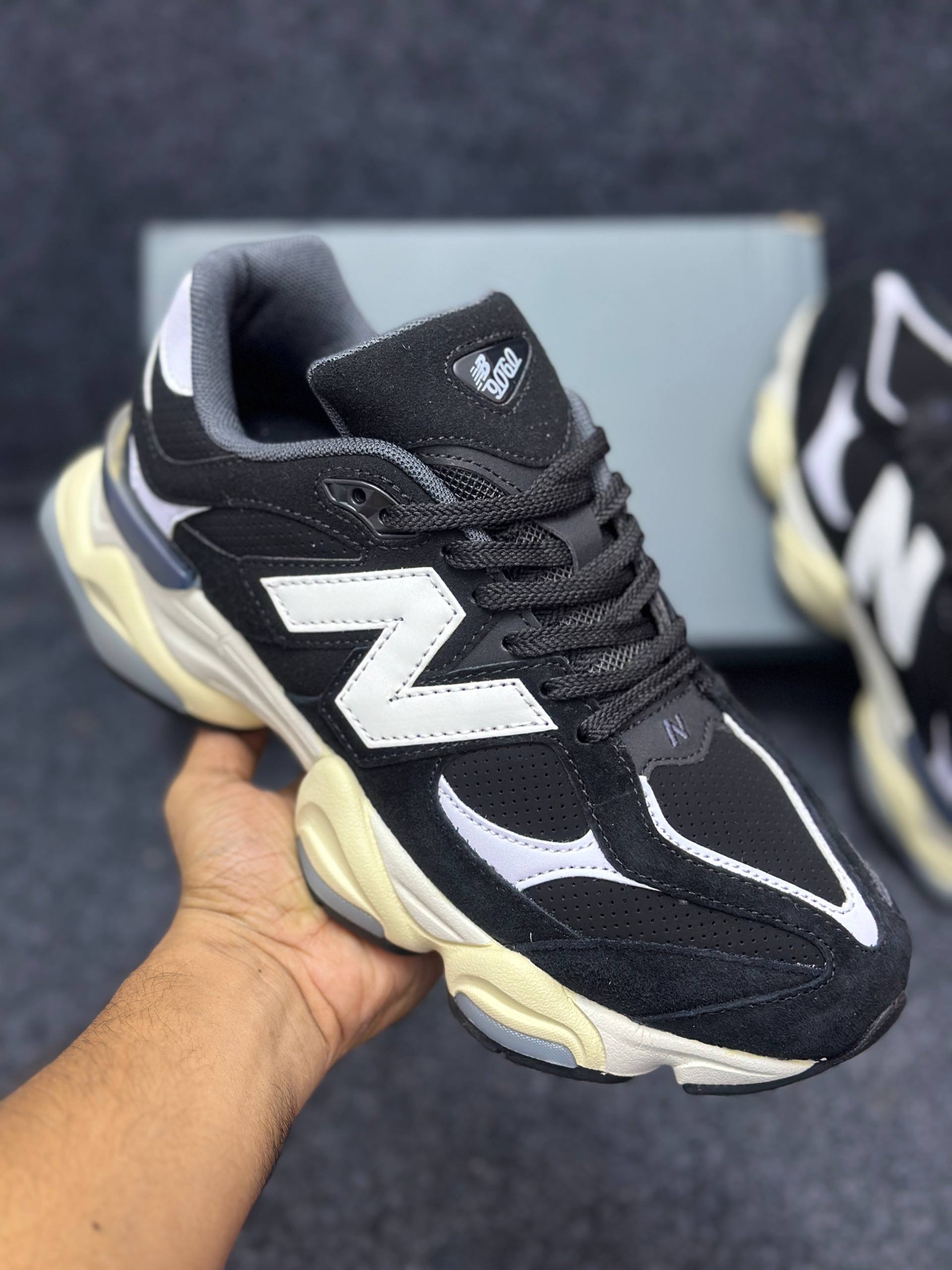 New Balance 9060: "Black&White" thumbnail 2