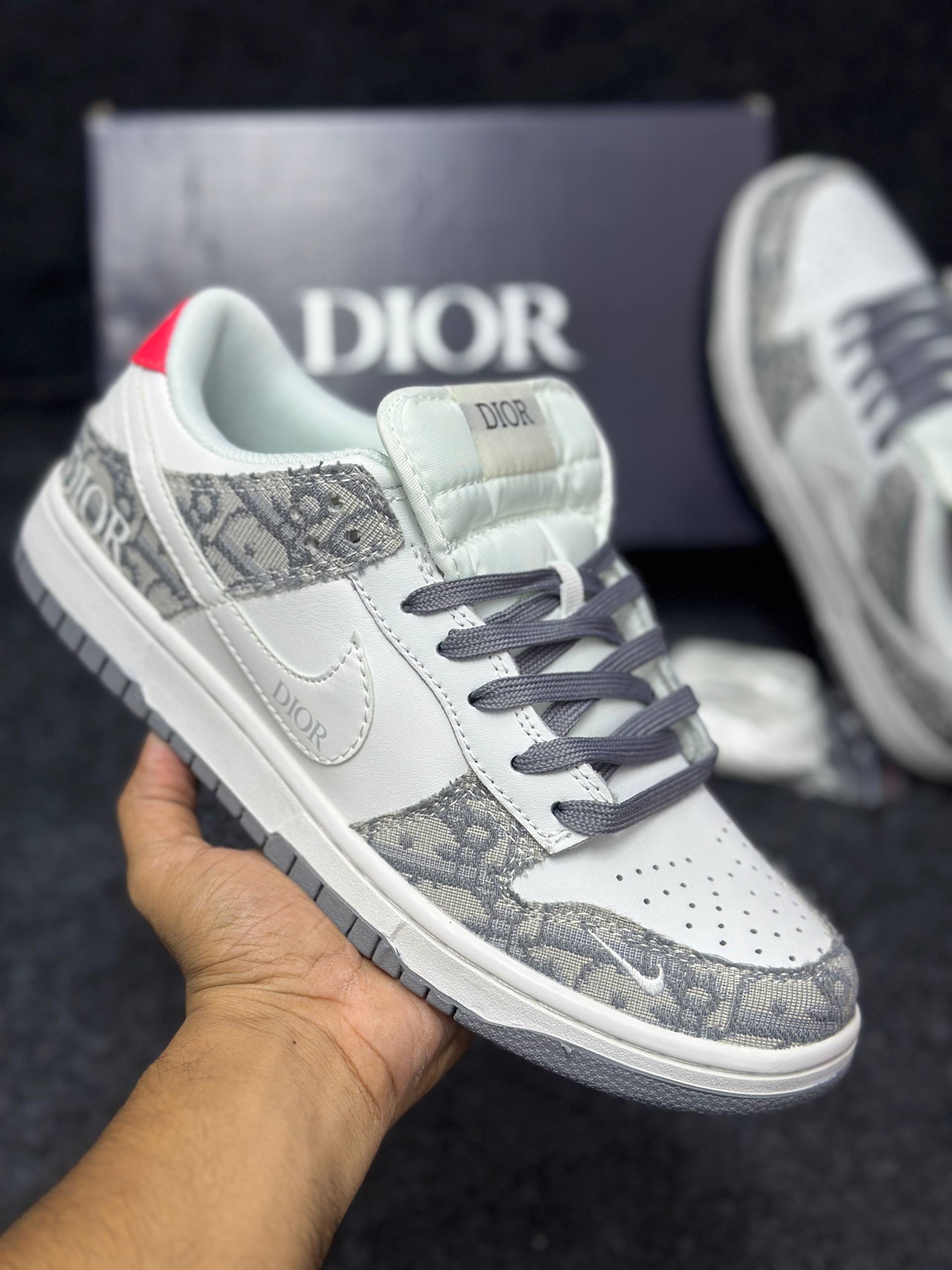 Nike SB Dunk Dior: "Grey Monogram Pattern" (1:1) thumbnail 2