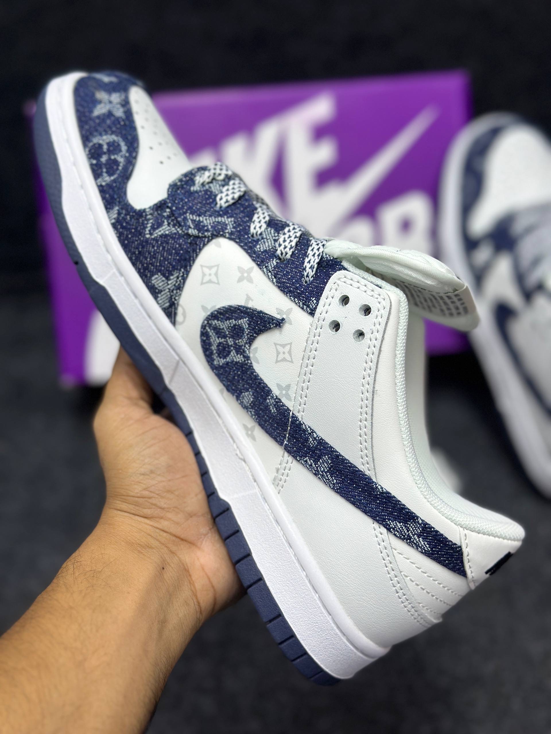Nike SB Dunk Low x Louis Vuitton: "White & Dark Blue" (1:1) thumbnail 3