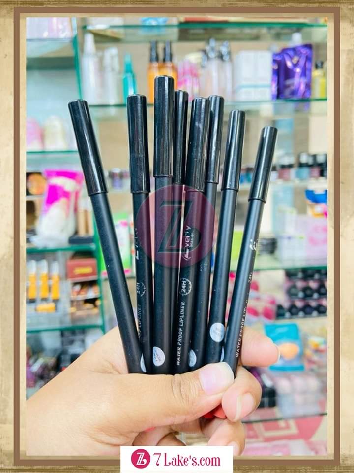Everly Lipliner