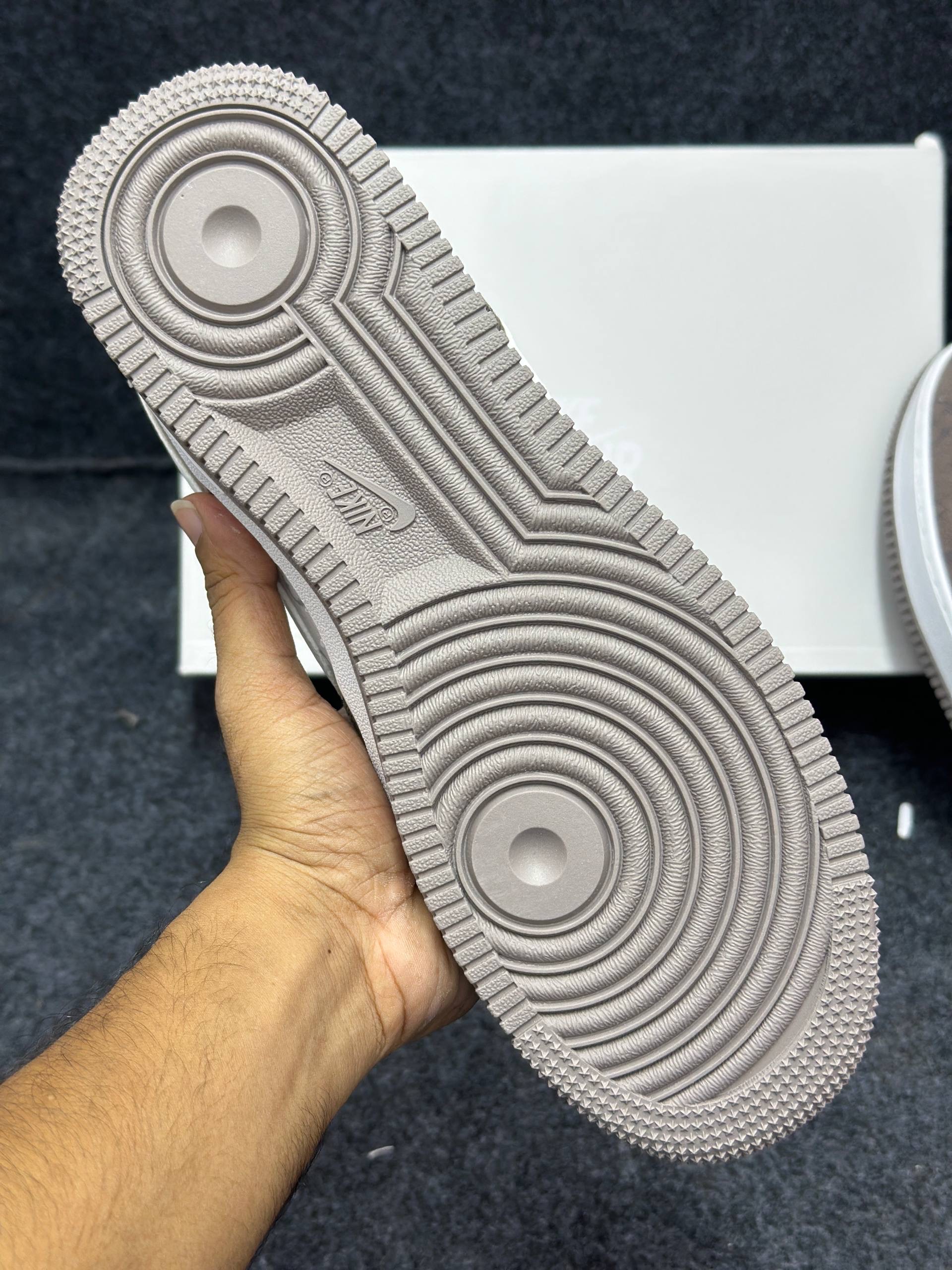 Louis Vuitton x Nike-Air Force 1 Low: "white monogram" (1:1) thumbnail 5