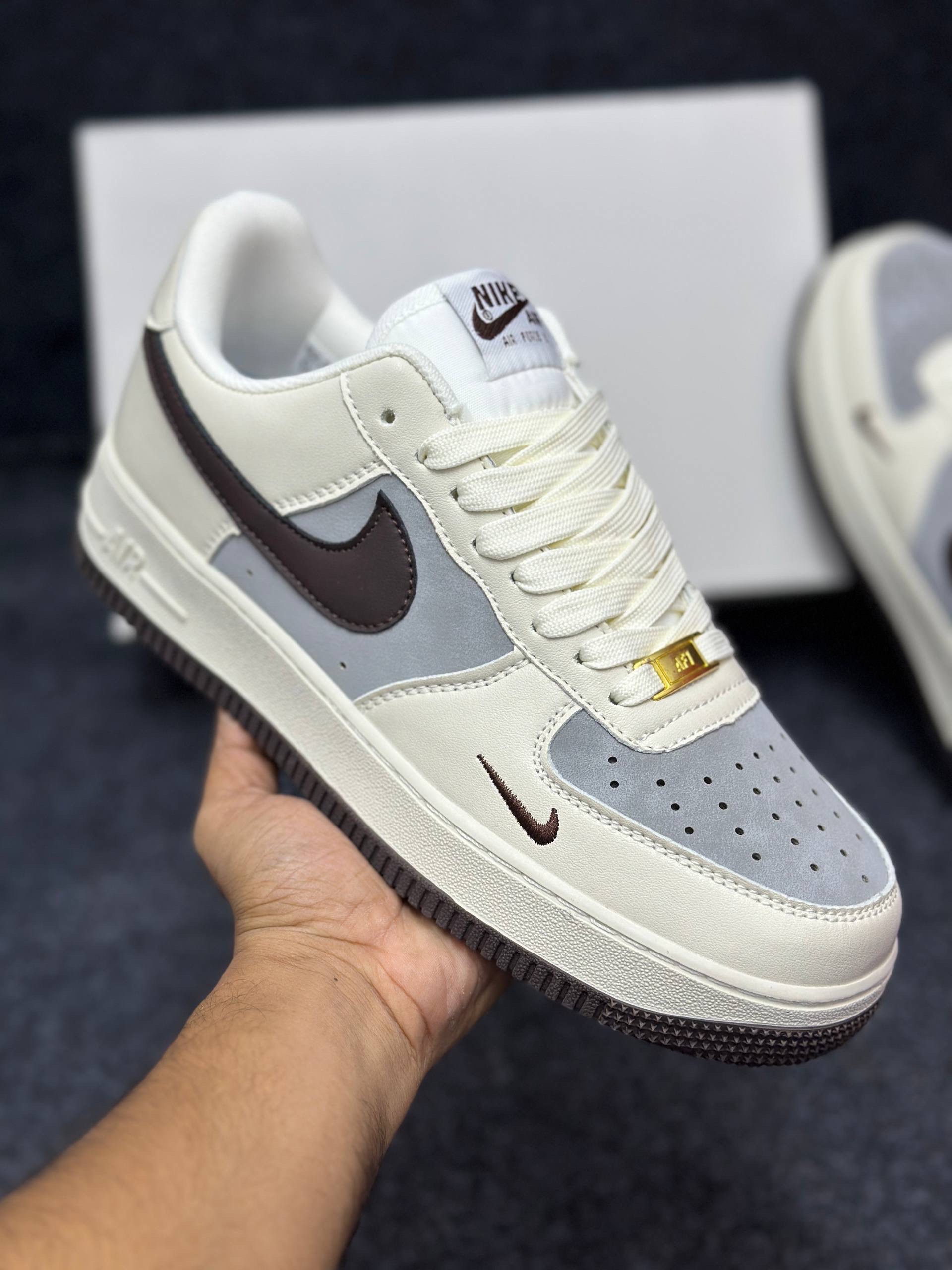 Nike Air Force 1 low: "white, gray, & brown" (1:1) thumbnail 2