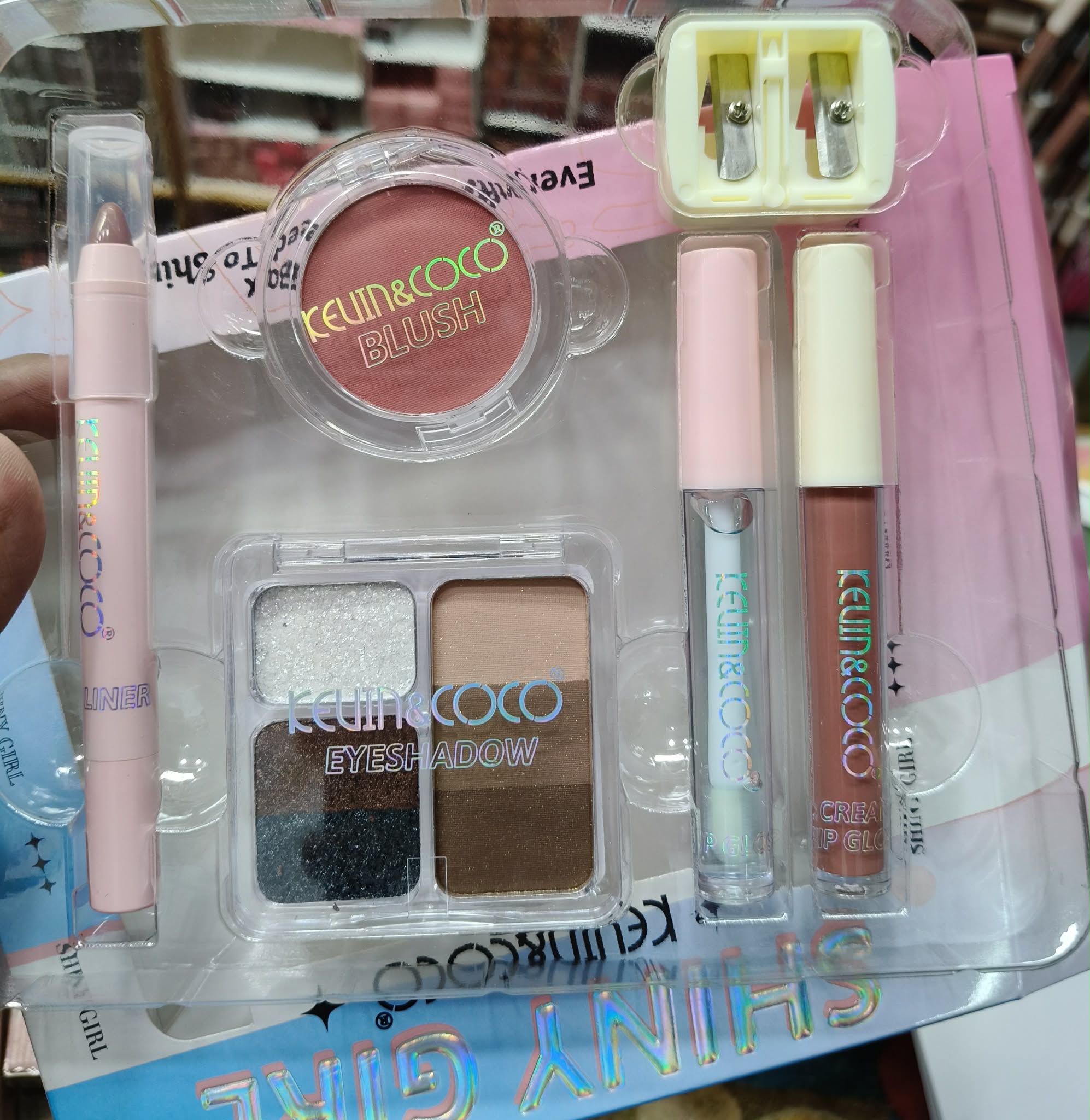 KEVIN&COCO Shine High Girl Mini Kit Makeup Gift Box_img_2