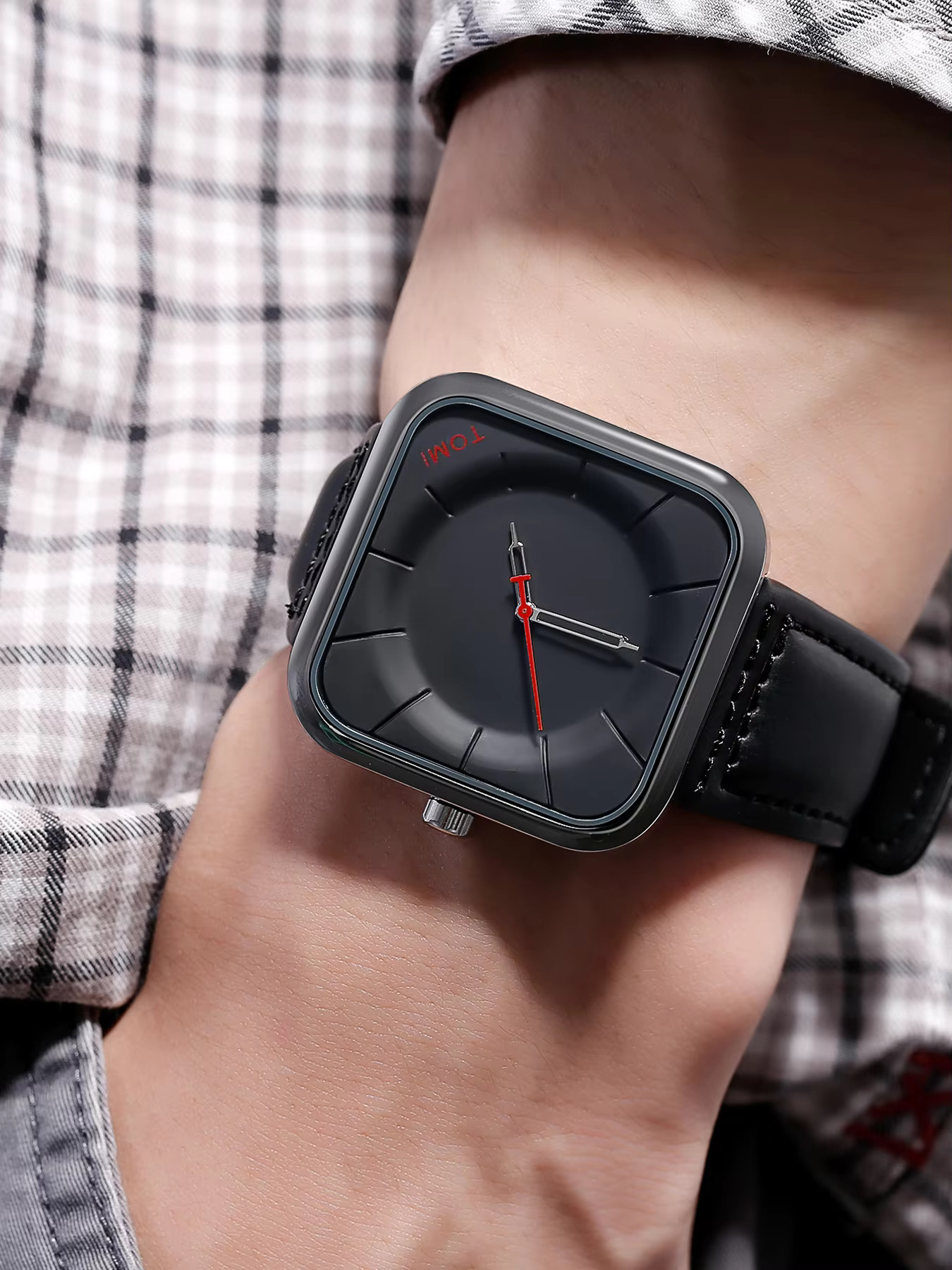 TOMI T-093 Square Men's Leather Belt Quartz Watch (Full Black)_img_2