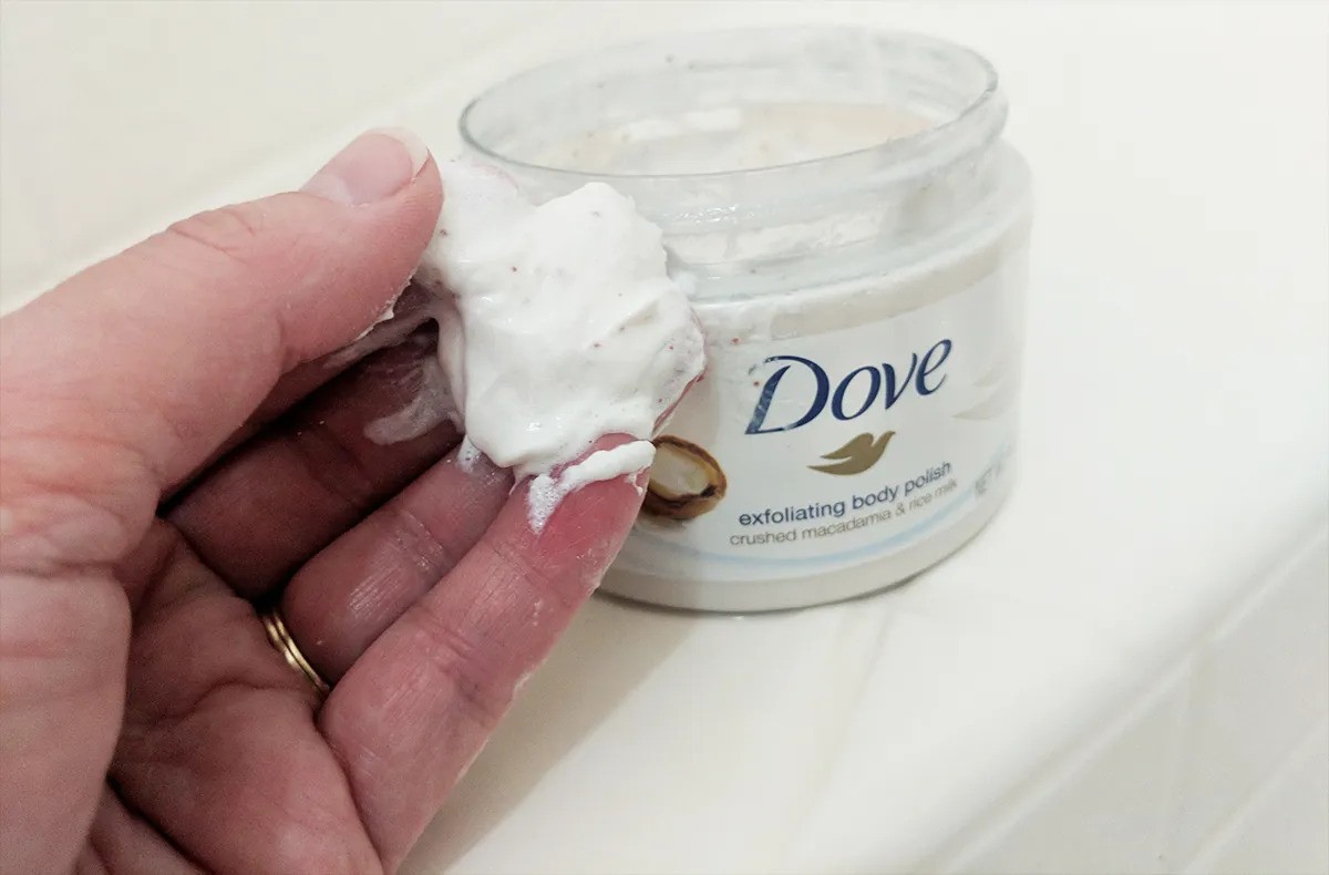 Dove â Exfoliating Body Scrub Macadamia & Rice Milk â 225ml_img_1