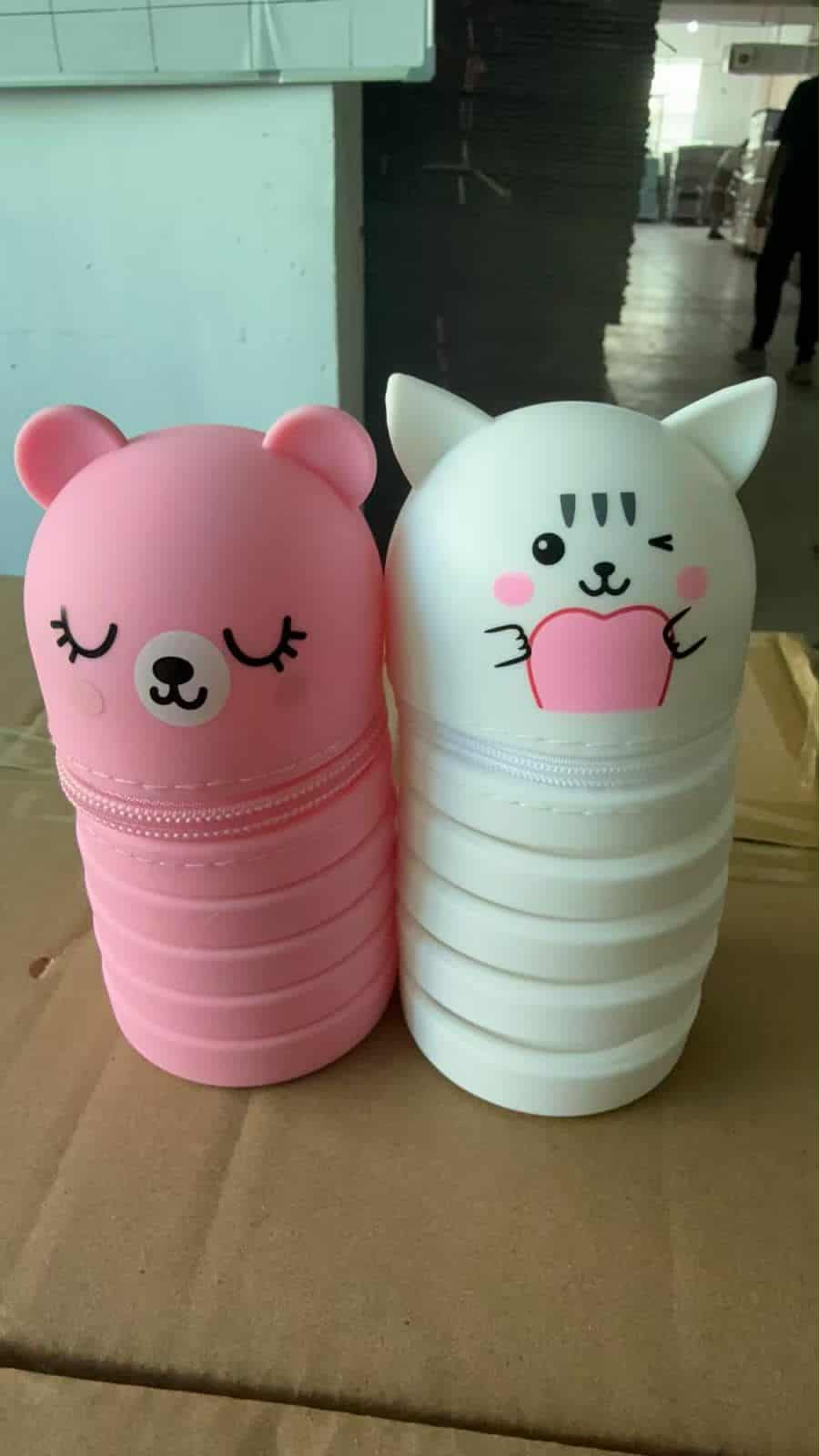 Animal shape Folding Silicon pencil case