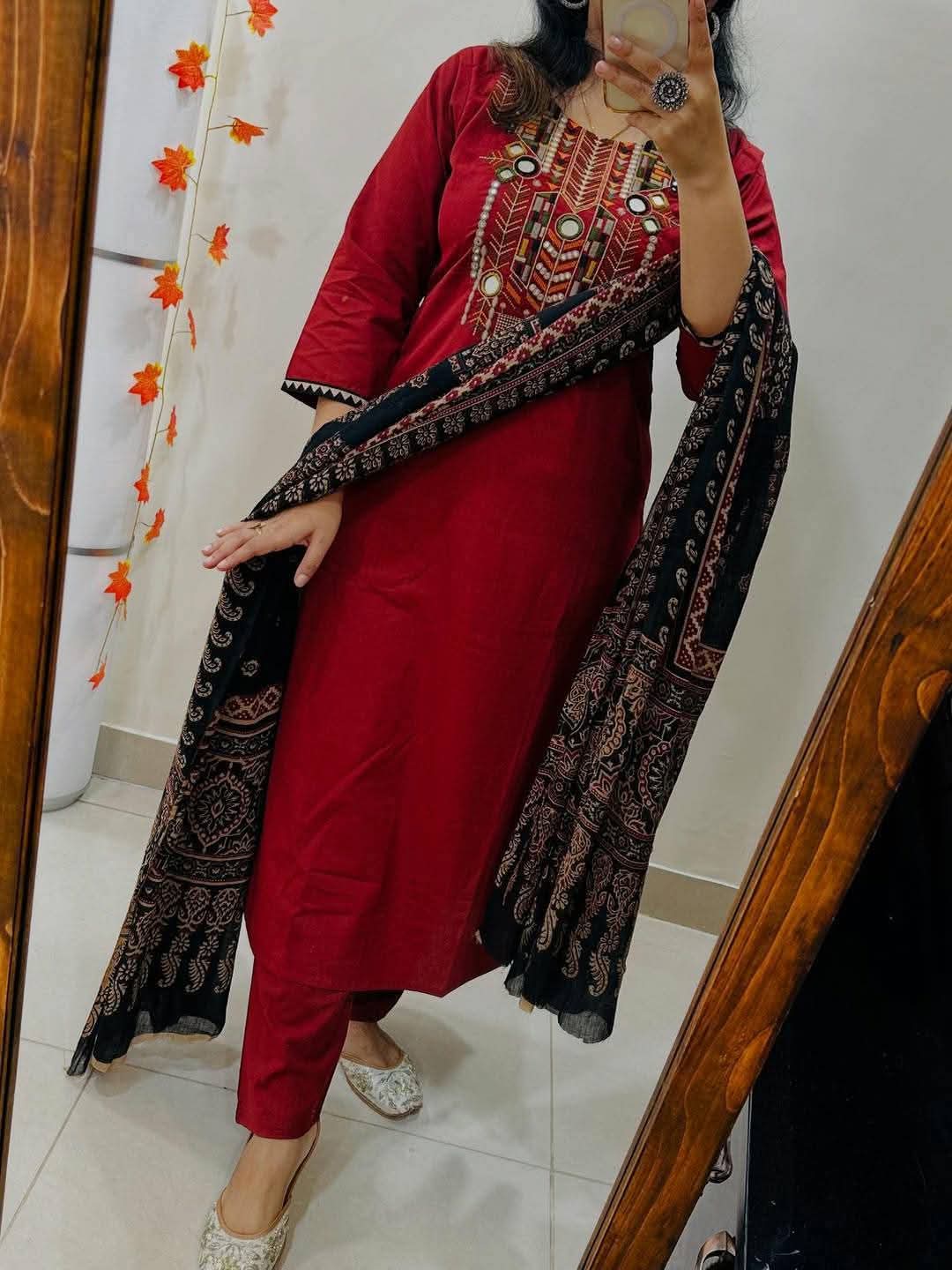 Shidur Three Piece