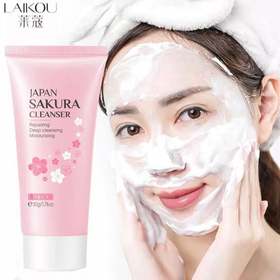 Laikou Sakura Cleanser Facewash