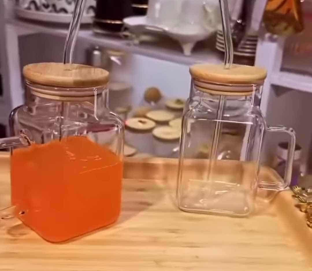 Transparent mug/glass with glasses straw and bamboo lid 500ml