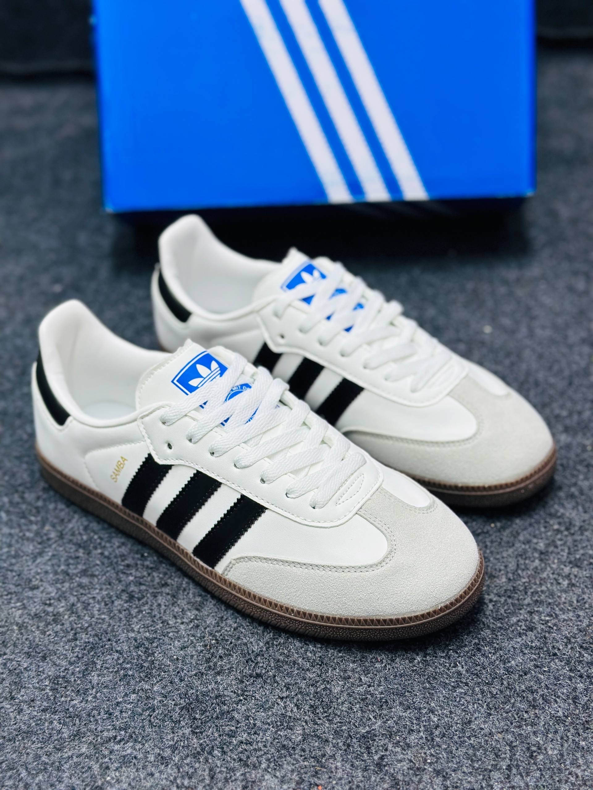 Adidas Samba OG: "Cloud White & Core Black" (1:1)