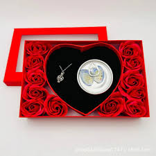 Love Pearl Box Red
