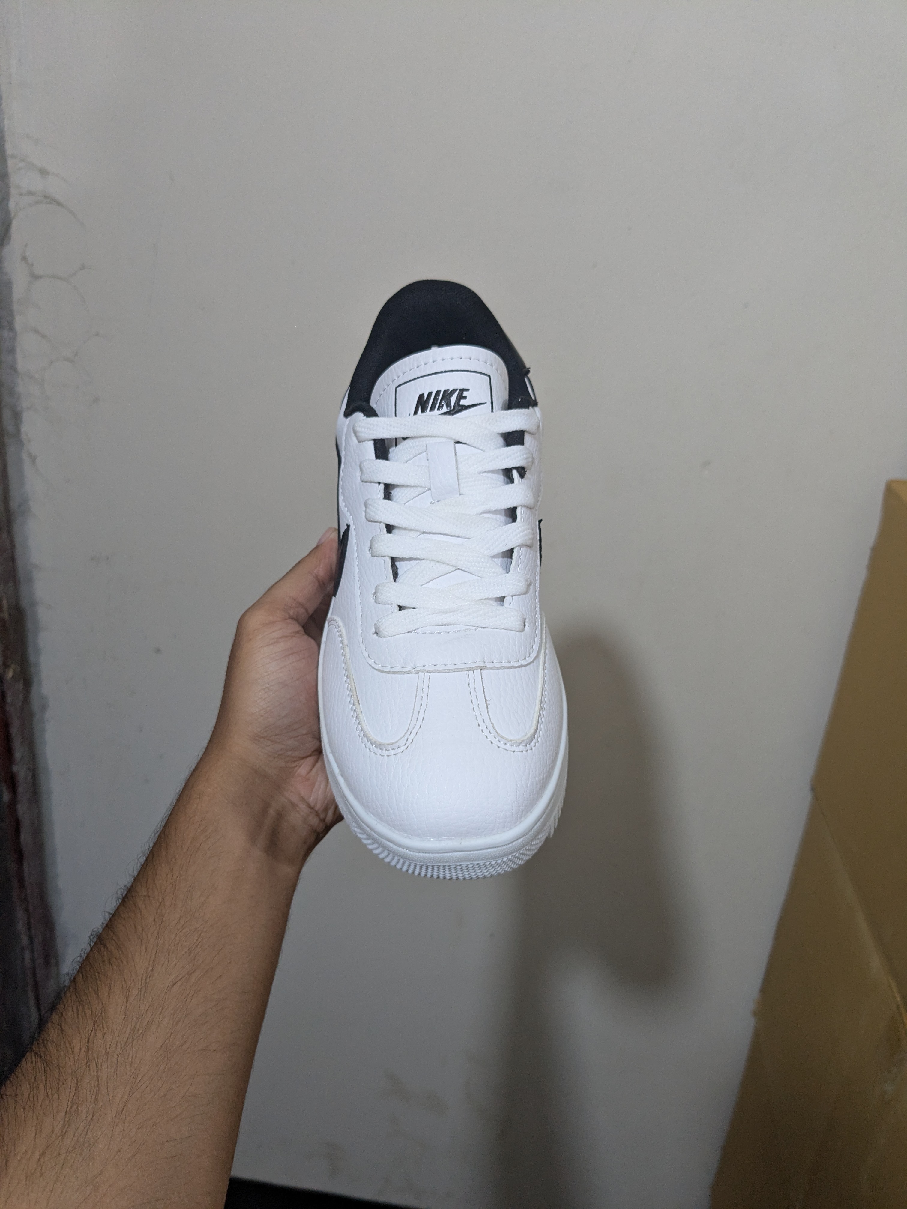 Nike Casual Sneakers (Oem) (size 39-44)_img_2